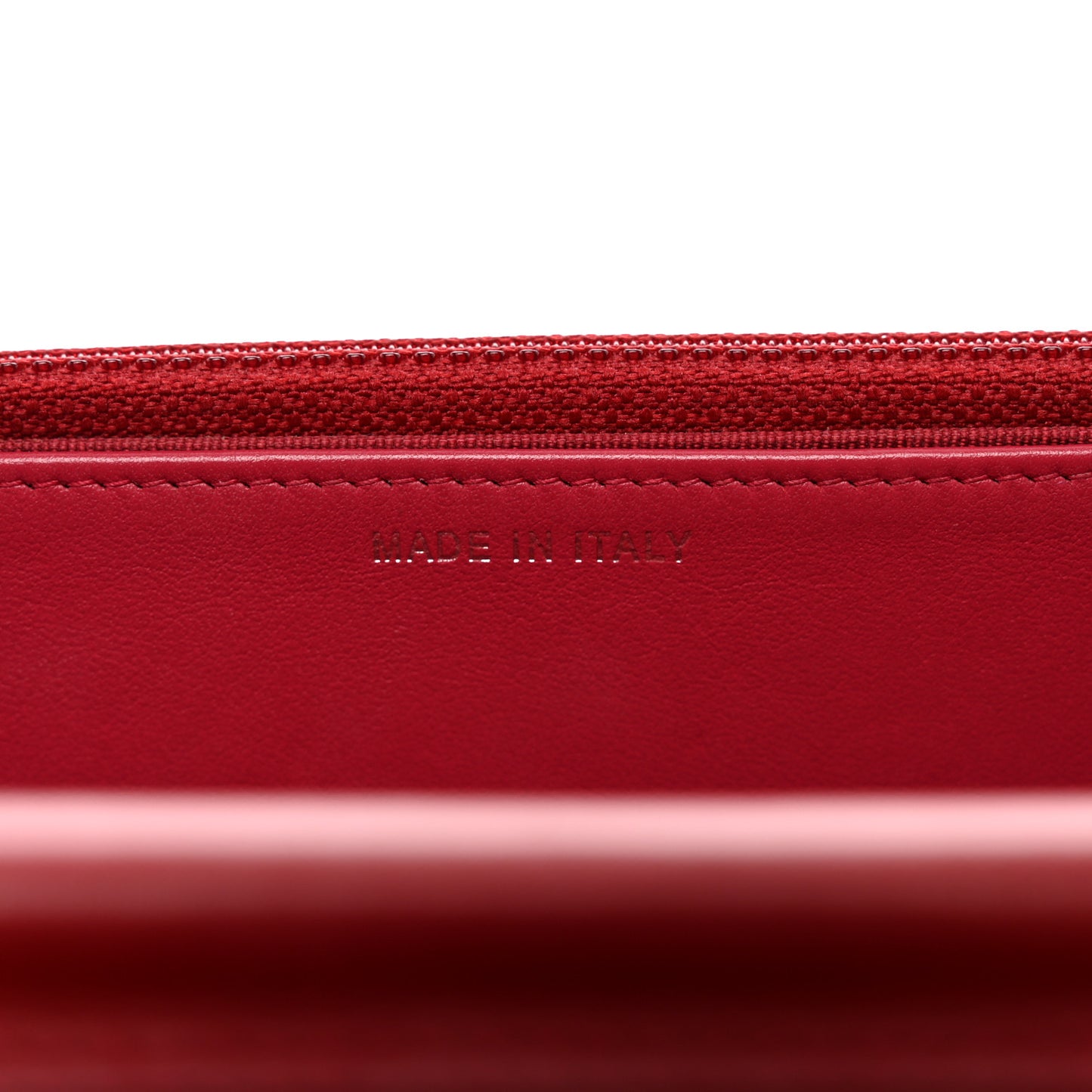 Metallic Aged Calfskin Quilted Gabrielle Wallet On Chain WOC Silver Black