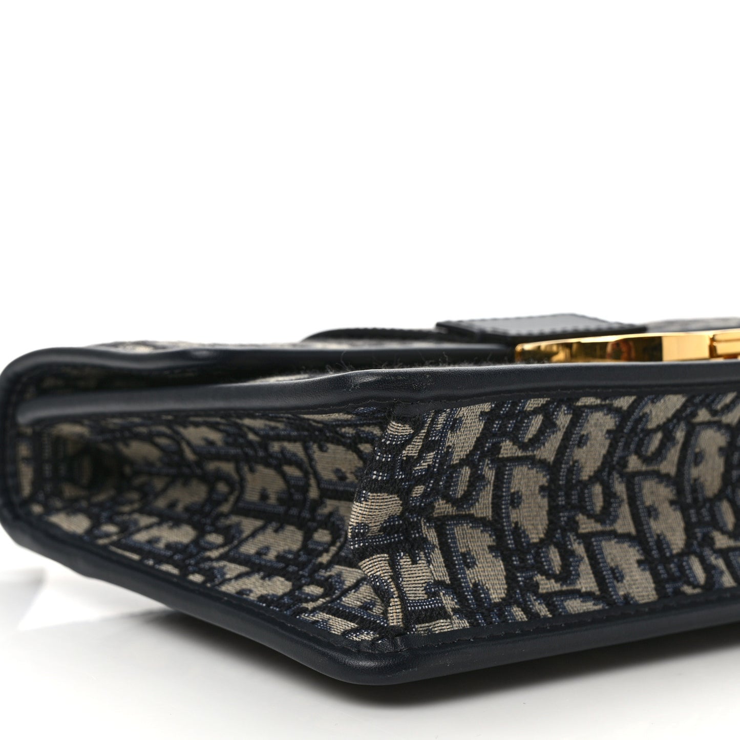 Oblique 30 Montaigne Flap Bag Blue