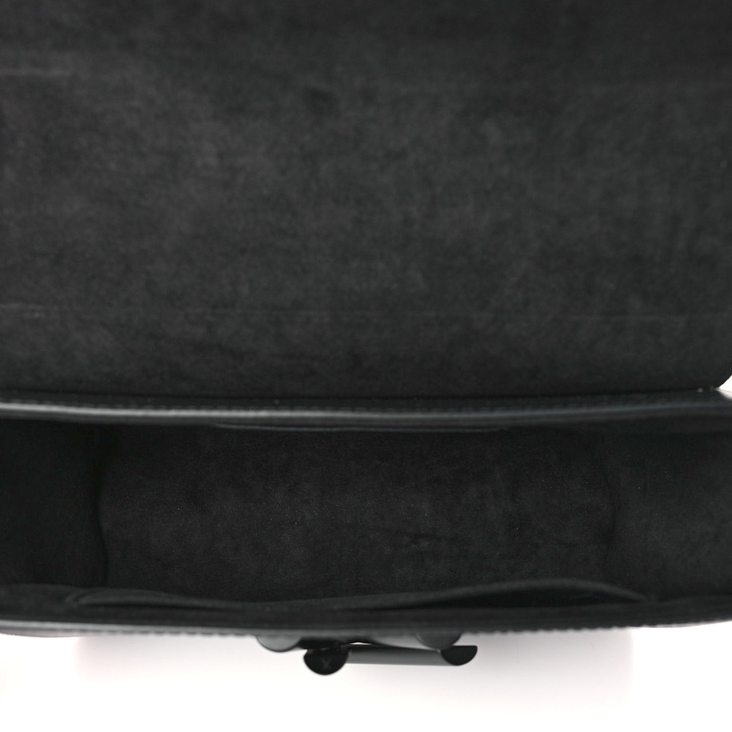 Epi Twist Shoulder Bag MM Matte Black