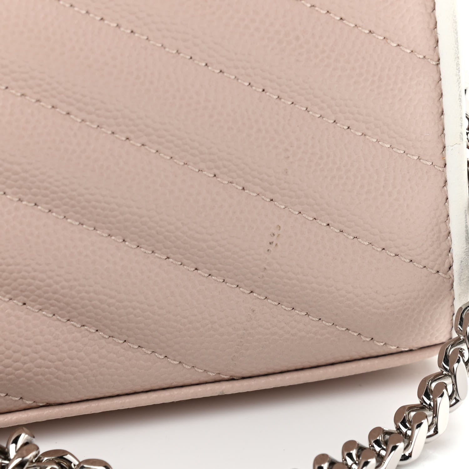 Saint Laurent Grain De Poudre Matelasse Chevron Monogram Chain Wallet Pink and White 10 of 11
