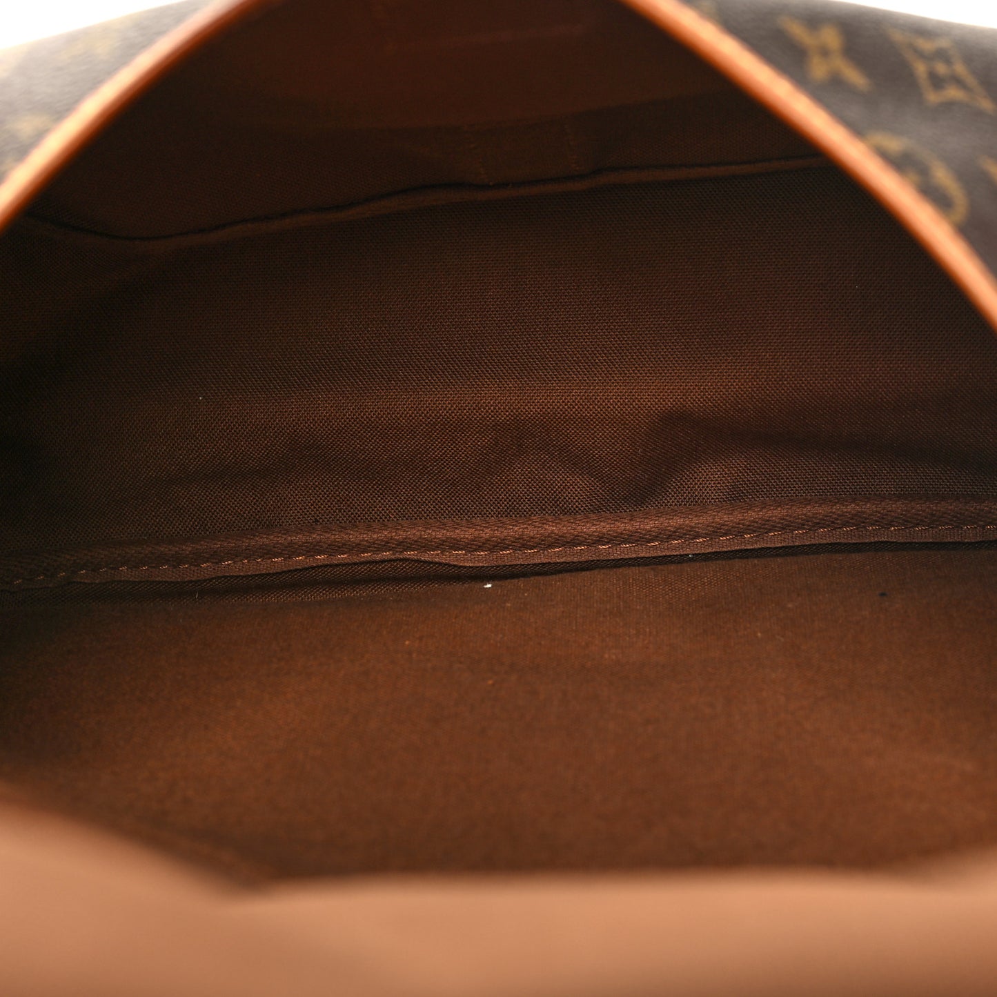 Monogram Saumur 35