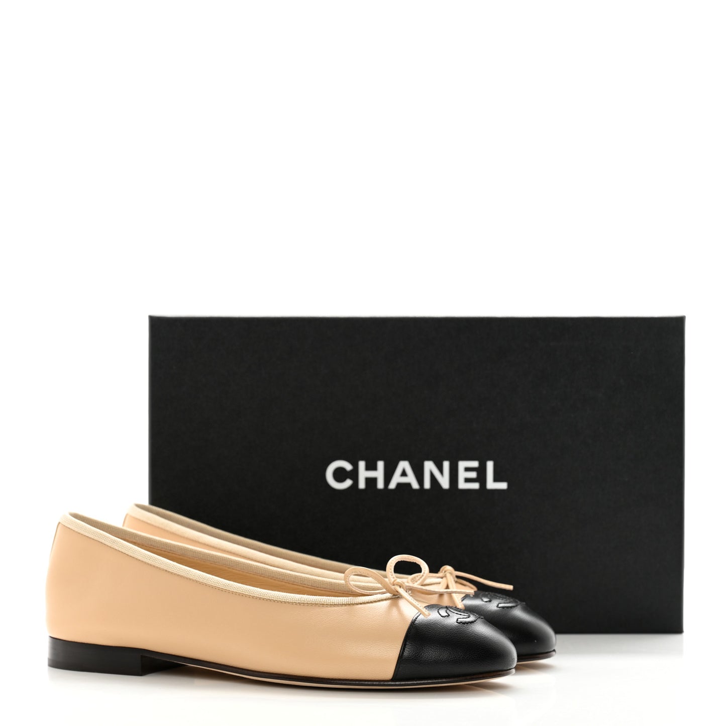 Lambskin Cap Toe CC Ballerina Flats 36.5 Beige Black