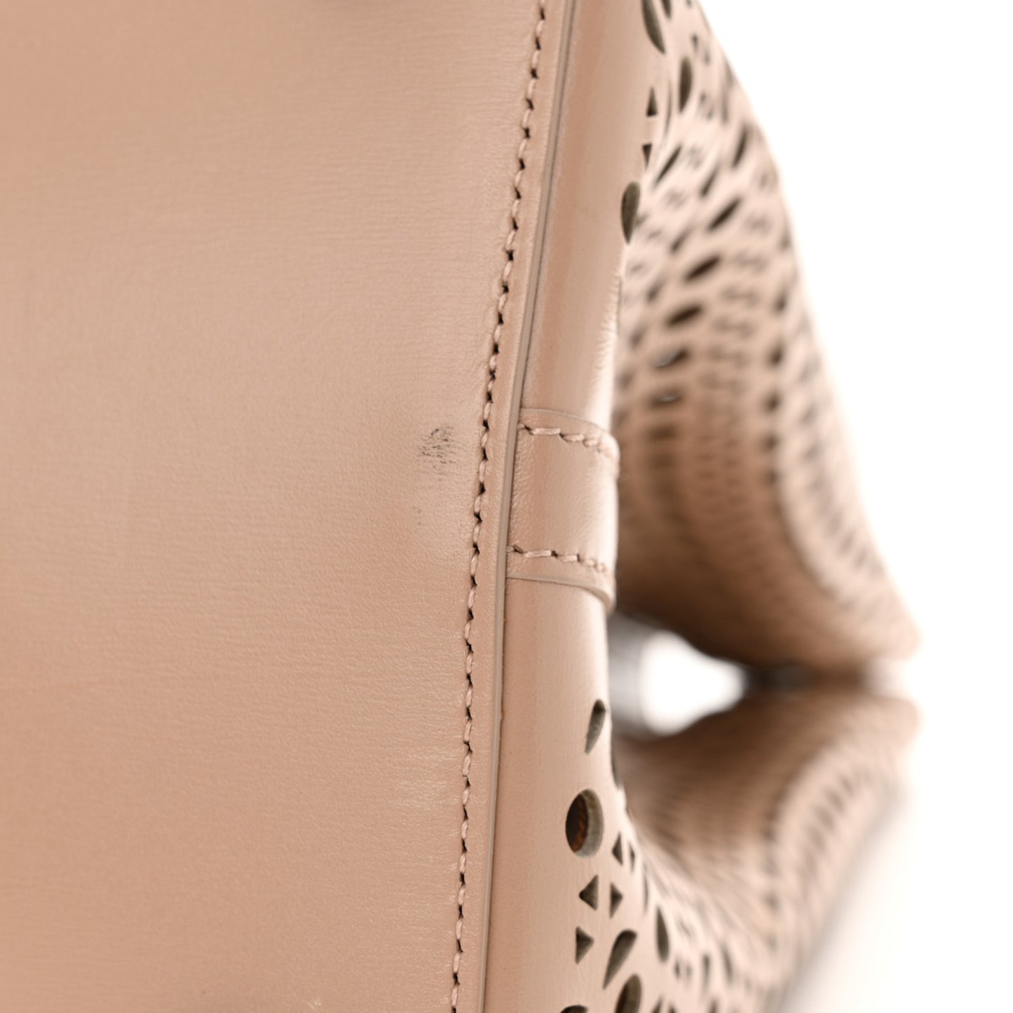 Calfskin Vienne Mina 32 Bag Sandy