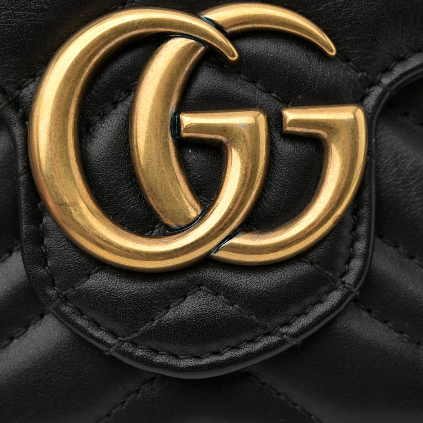 Calfskin Matelasse GG Marmont Chain Wallet Black