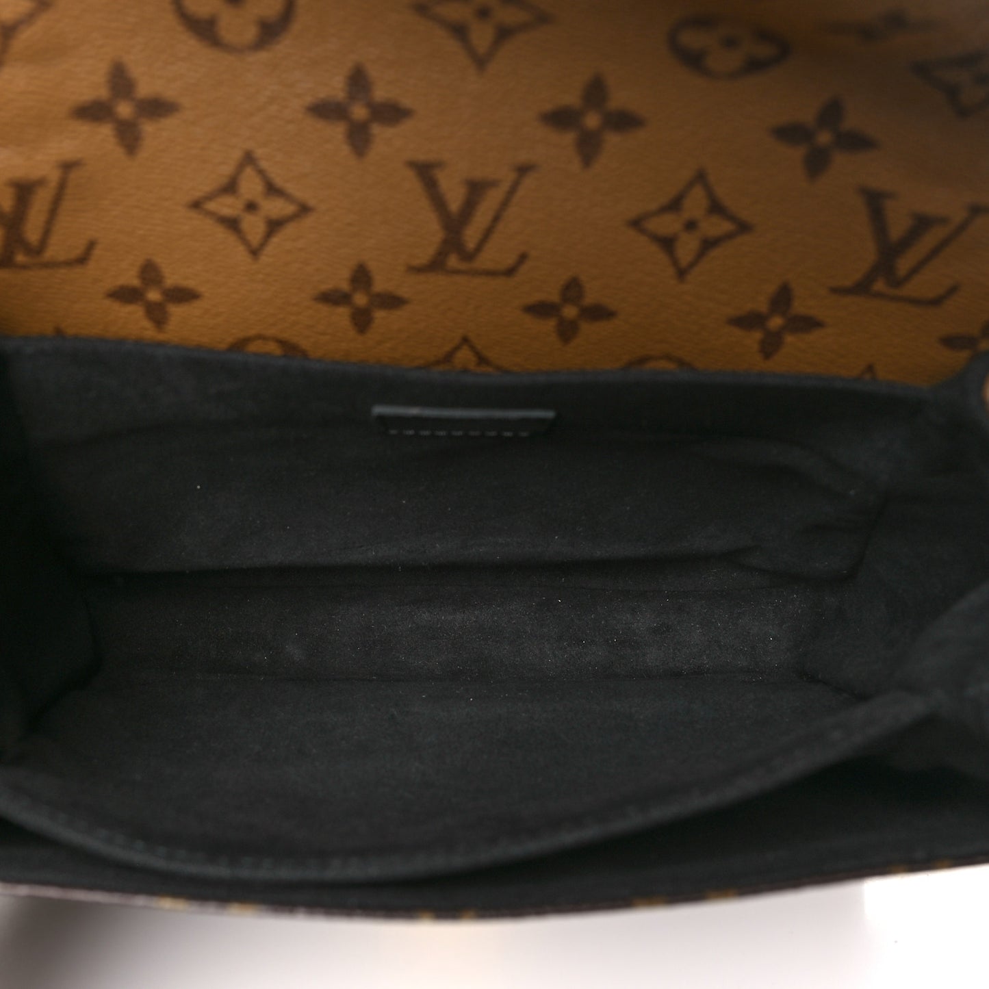 Reverse Monogram Pochette Metis