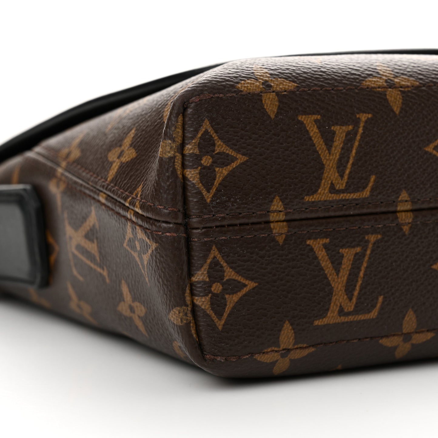 Monogram Macassar Magnetic Messenger