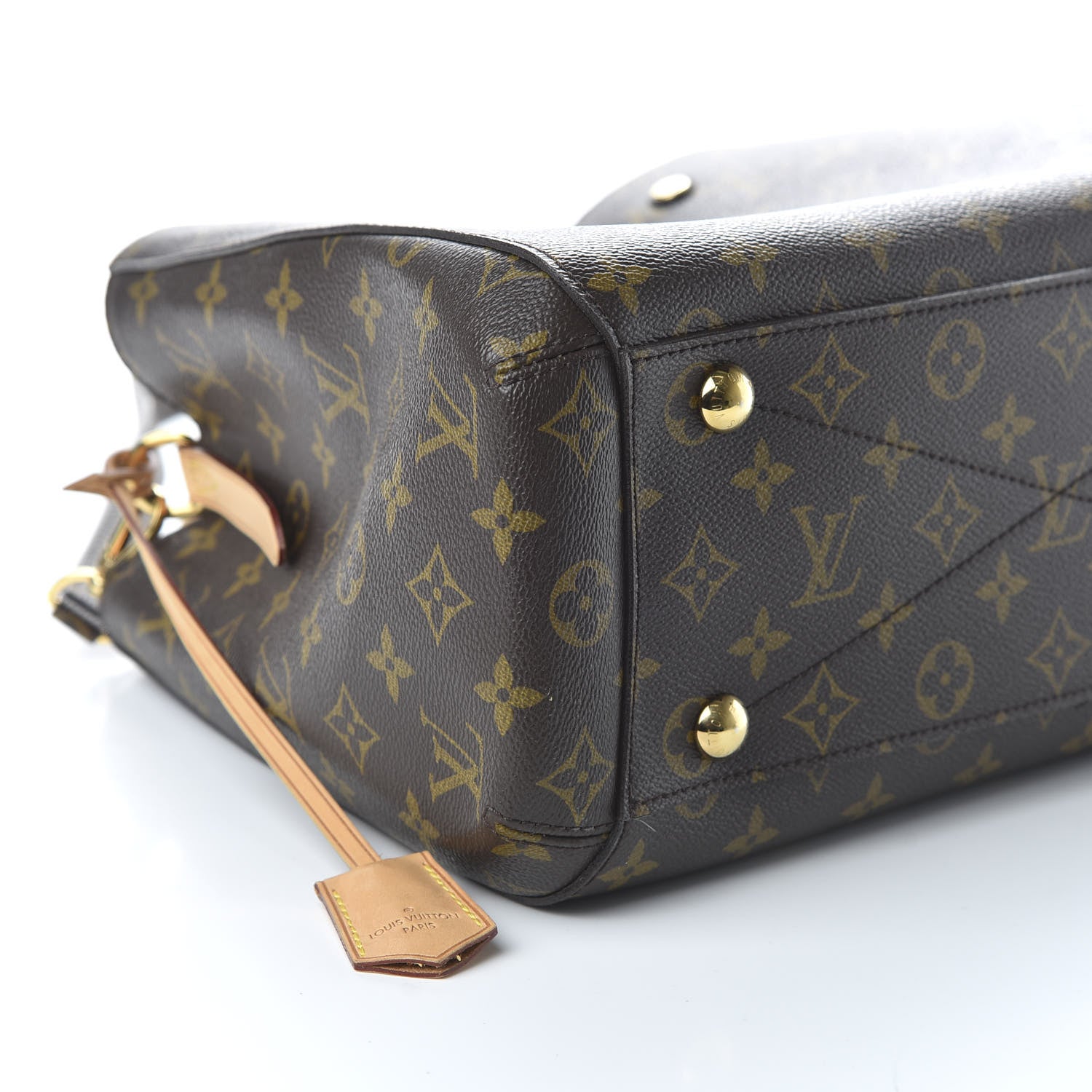 Louis Vuitton Monogram Montaigne MM 7 of 10