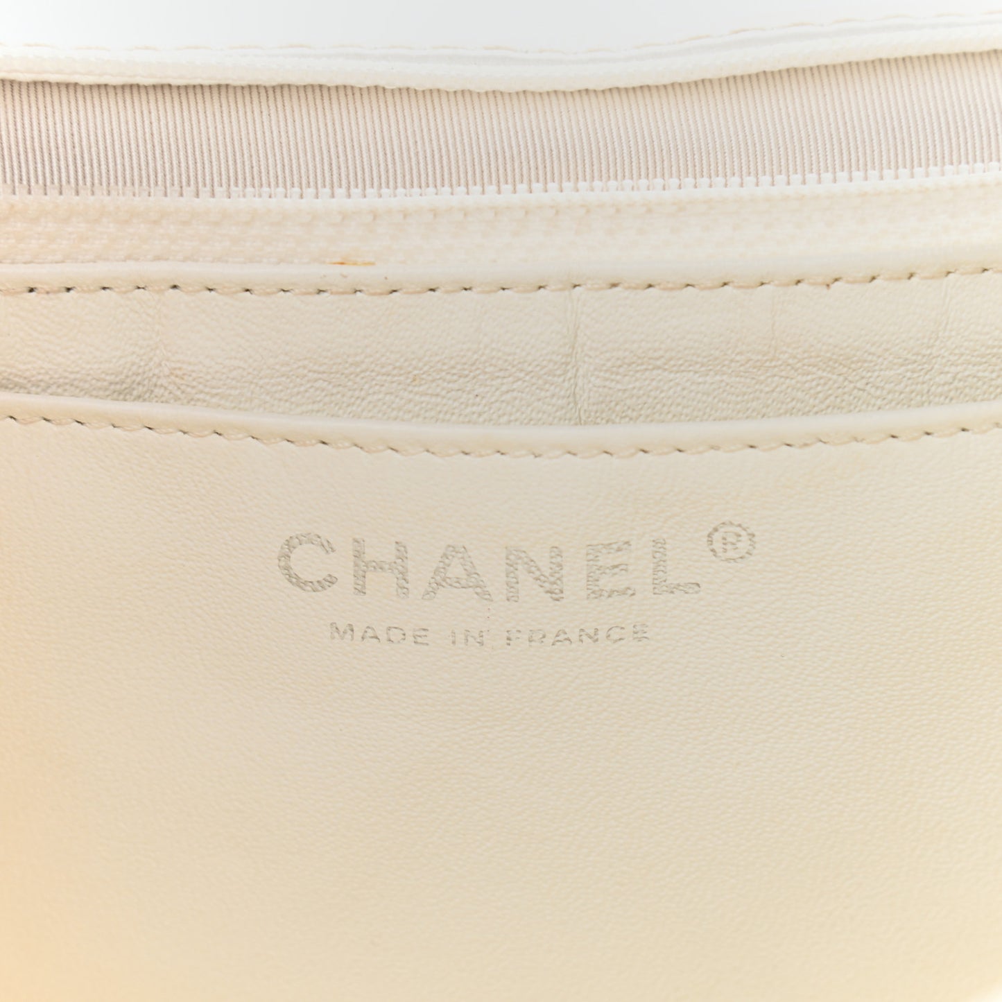 Caviar Quilted Maxi Single Flap White