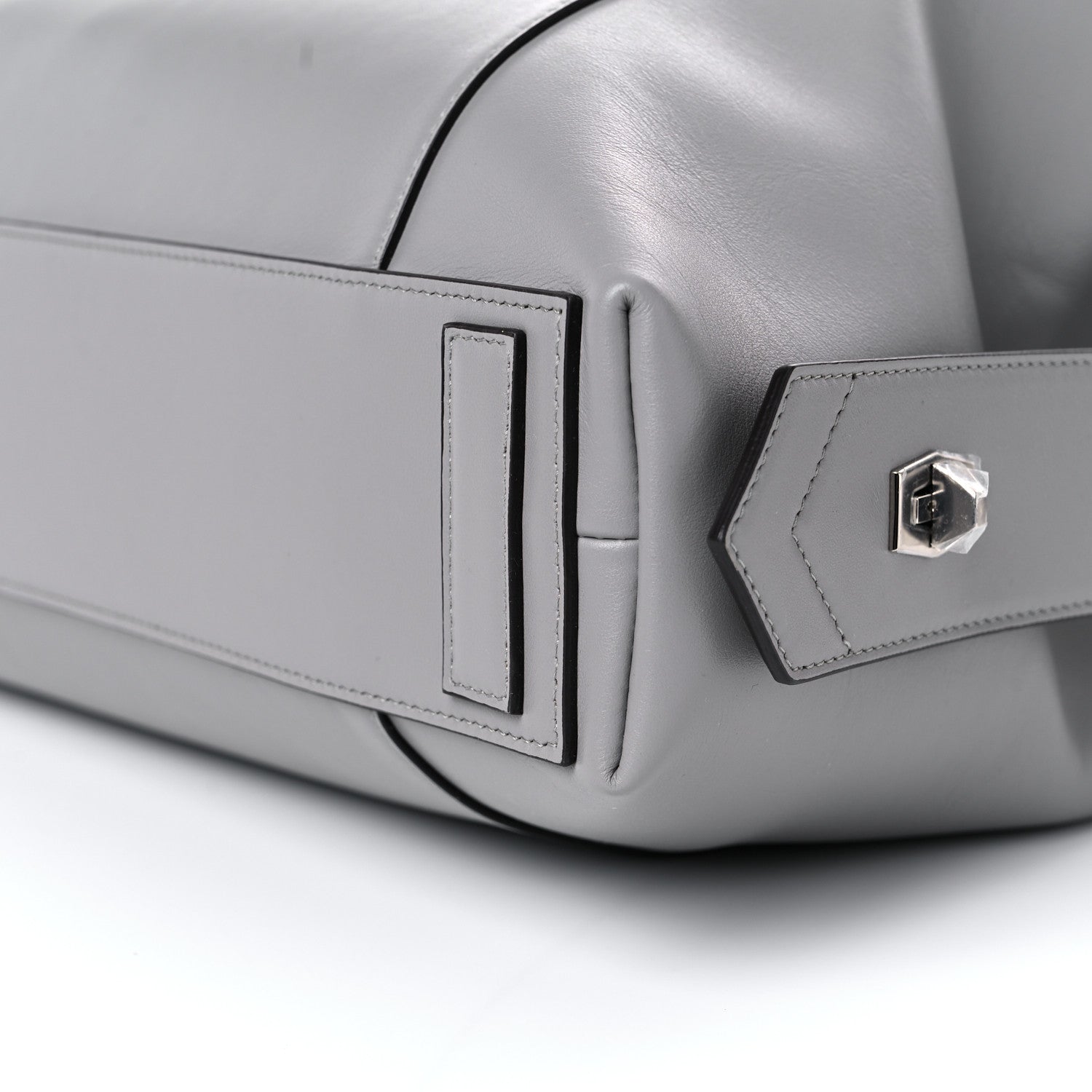 Givenchy Soft Calfskin Medium Soft Antigona Pearl Grey 8 of 13