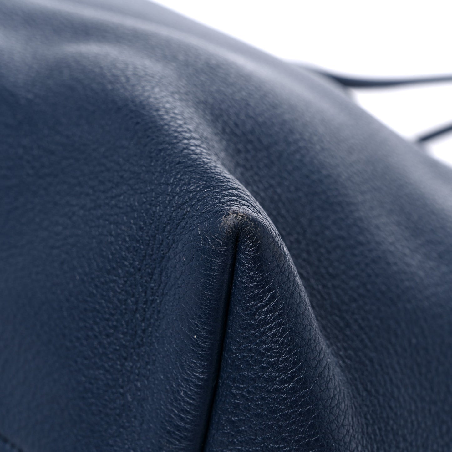 Vitello Daino Zip Shopping Tote Navy Blue