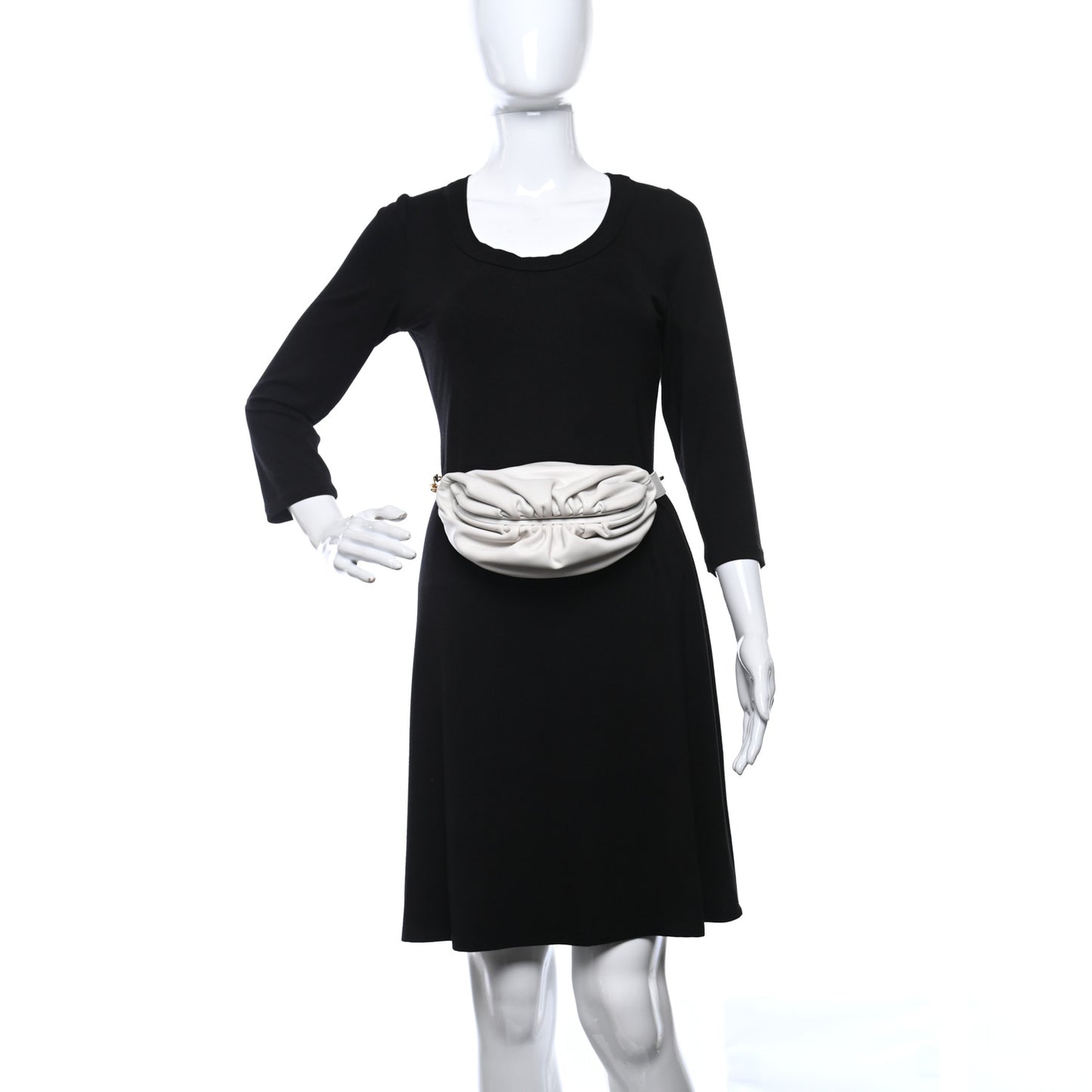 Nappa The Belt Chain Pouch Chalk