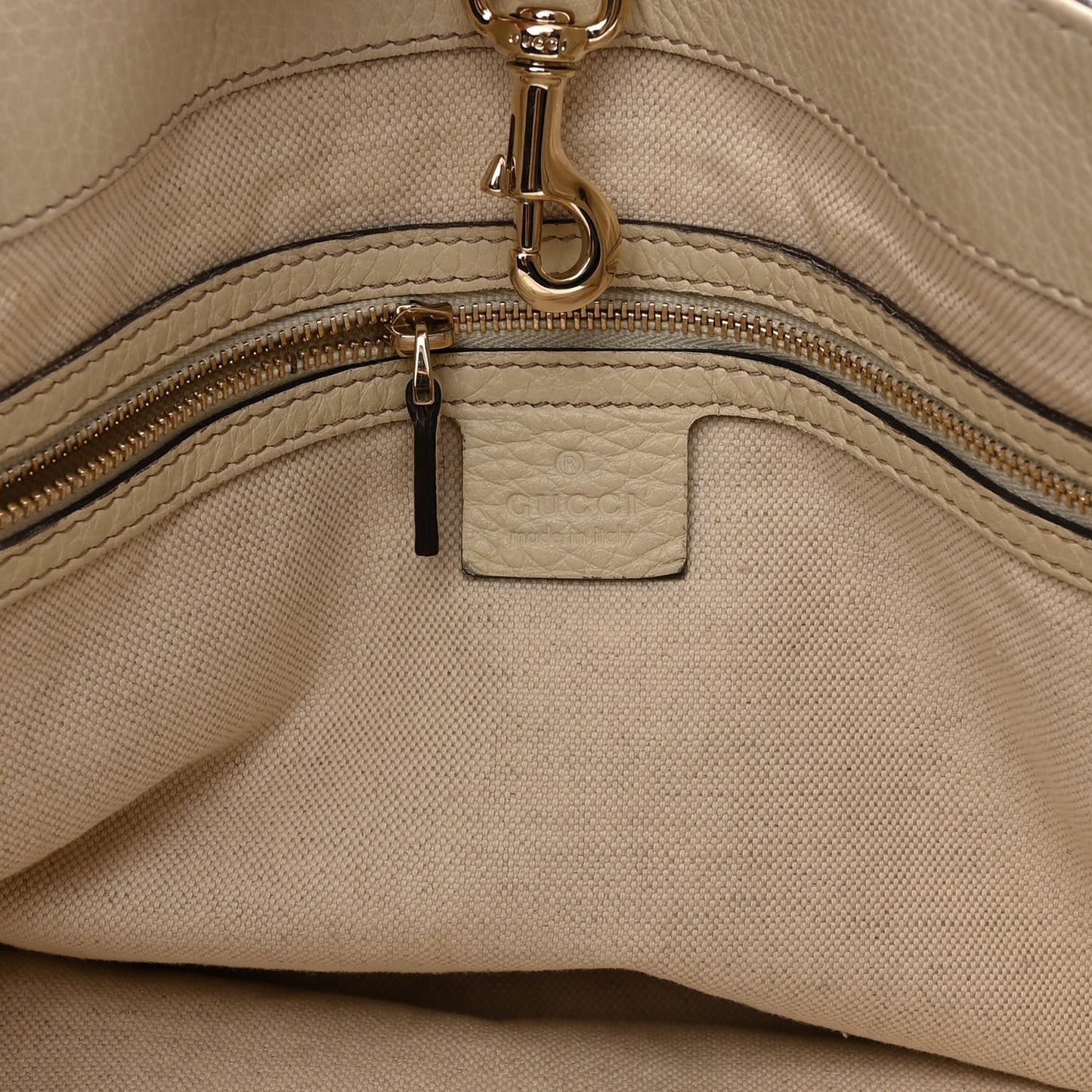 Monogram Medium Bella Hobo Off White