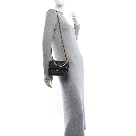 Shiny Lambskin Quilted Pearl Twist Mini Square Flap Black