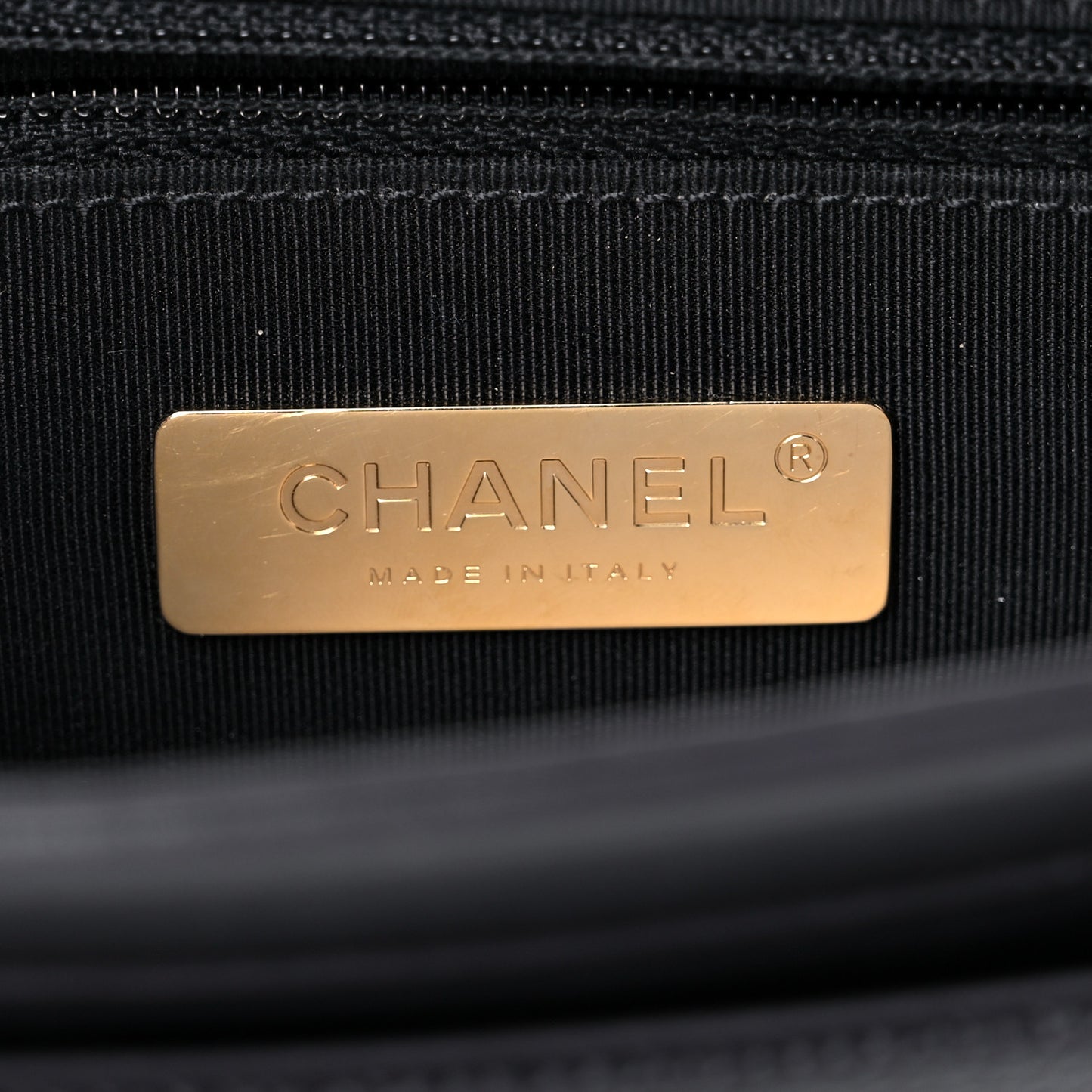 Calfskin Caviar Quilted Chain Handle Flap Black