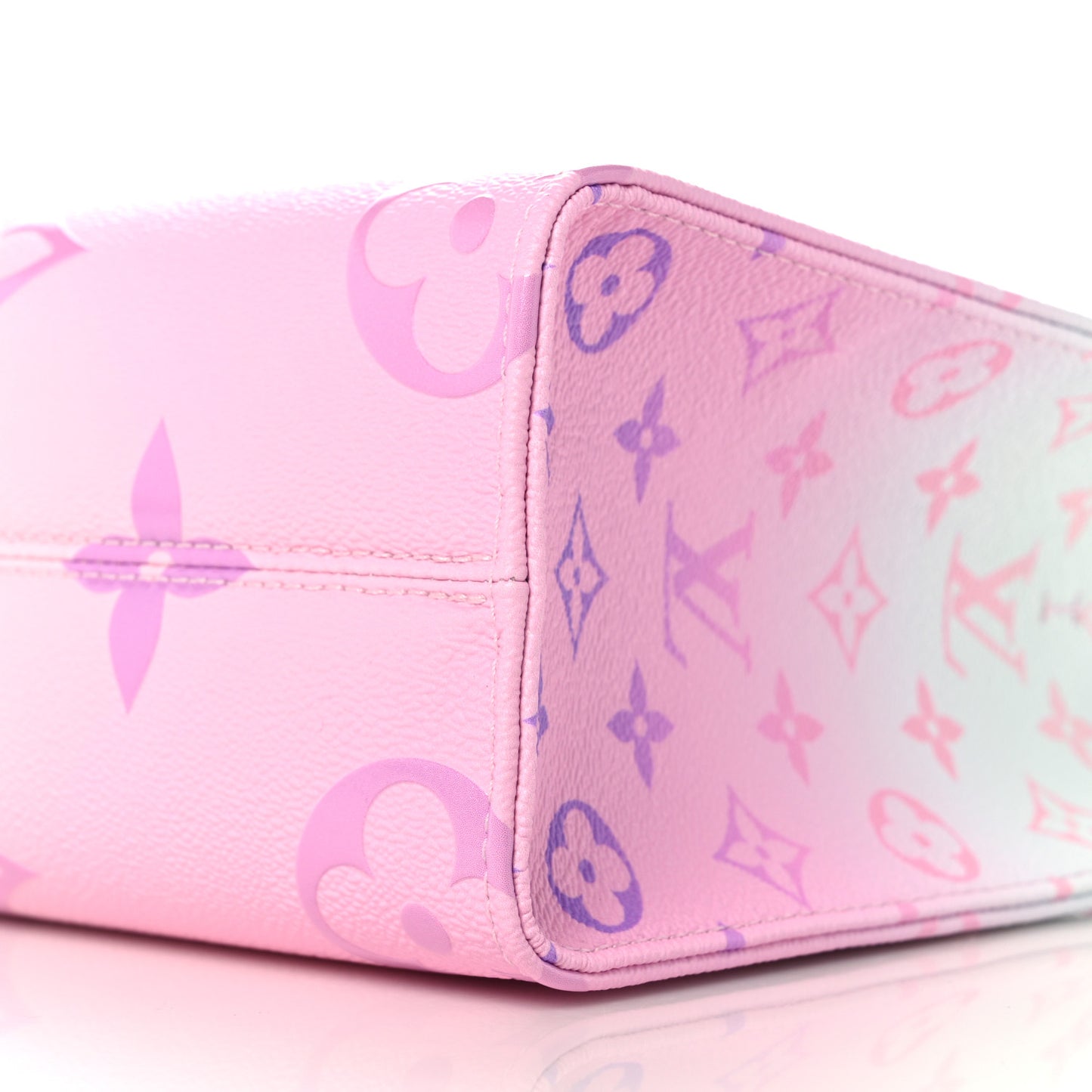 Monogram Giant Spring In The City Onthego PM Sunrise Pastel