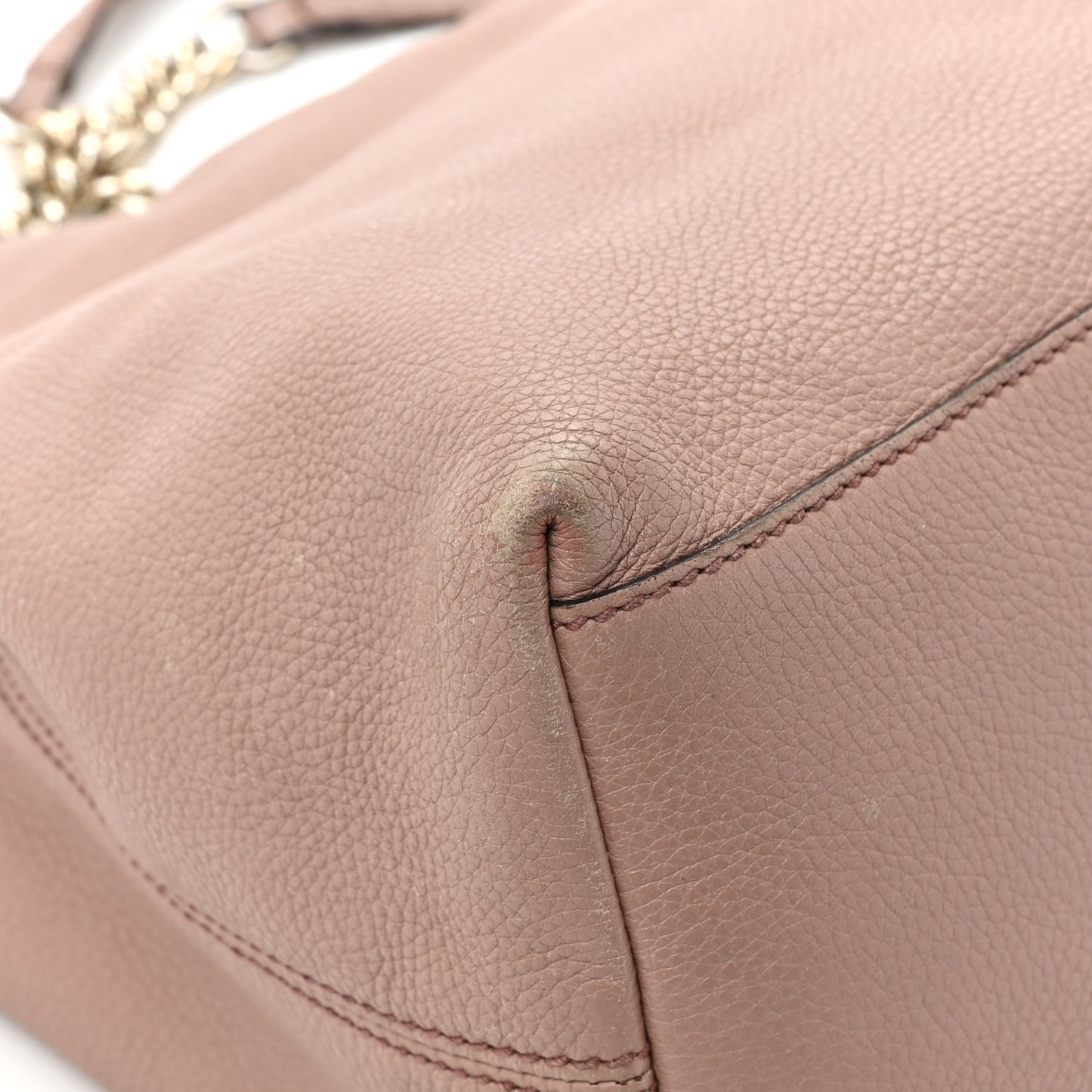 Pebbled Calfskin Medium Soho Chain Shoulder Bag Dark Cipria