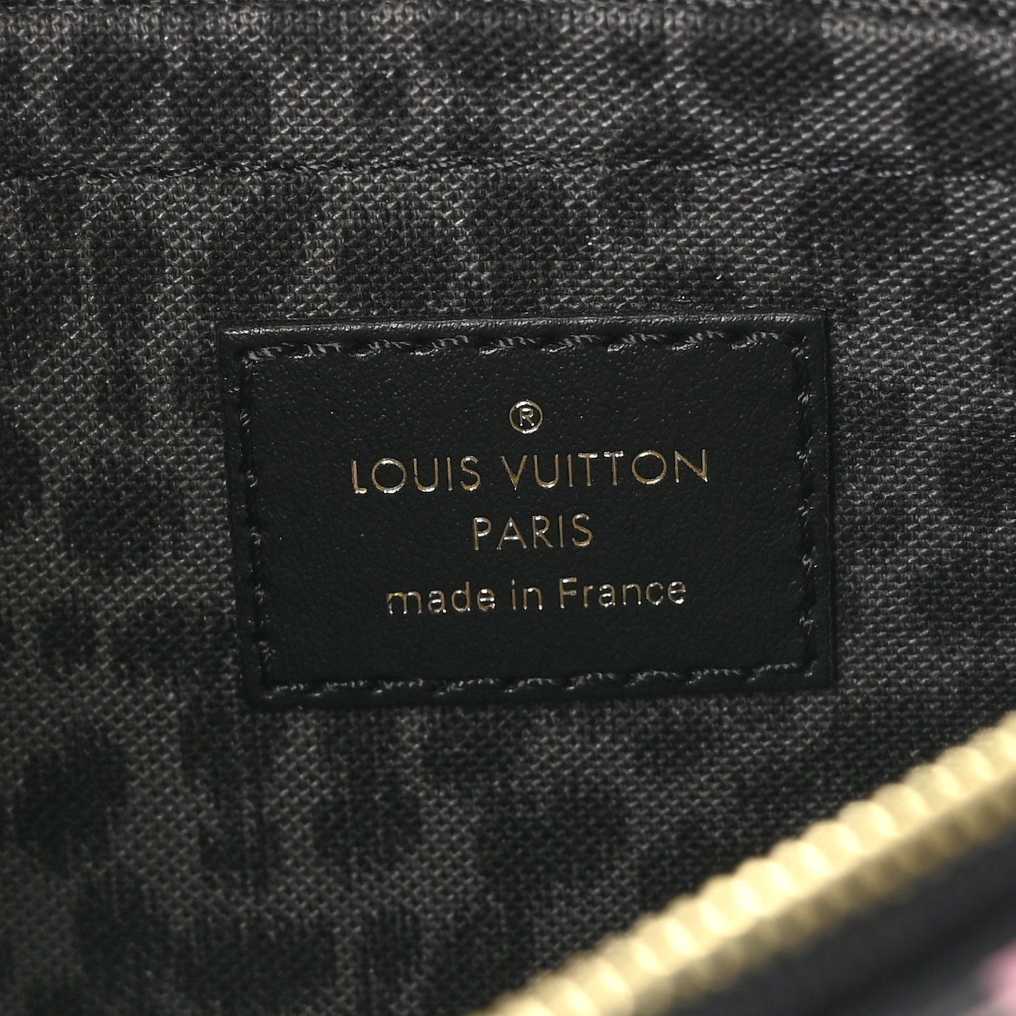 Monogram Giant Wild At Heart Neverfull MM Pochette Black