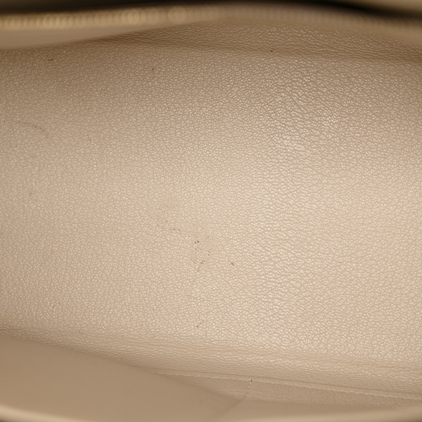 Togo Kelly Retourne 32 Craie