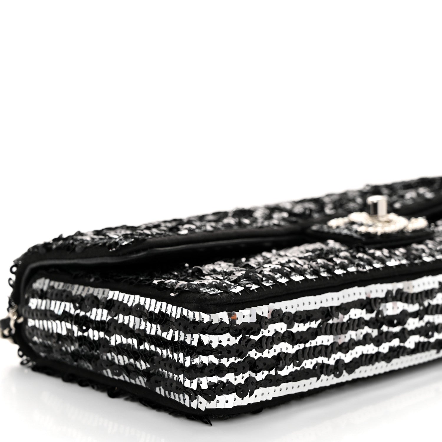 Chanel Sequin Quilted Pearl CC Flap Clutch Black 9 of 11