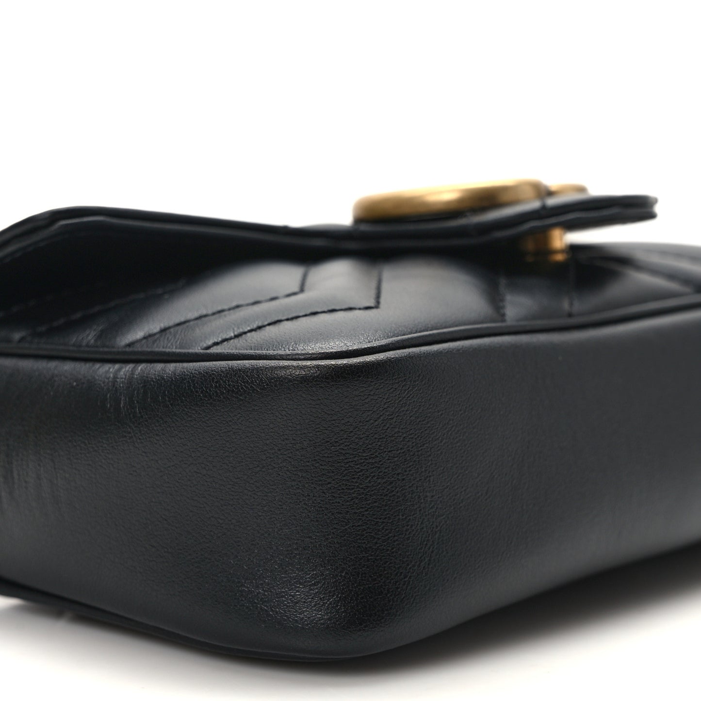 Calfskin Matelasse Super Mini GG Marmont Shoulder Bag Black