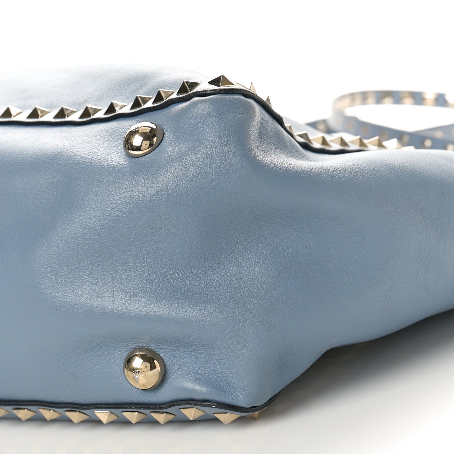 Vitello Medium Rockstud Tote London Stone