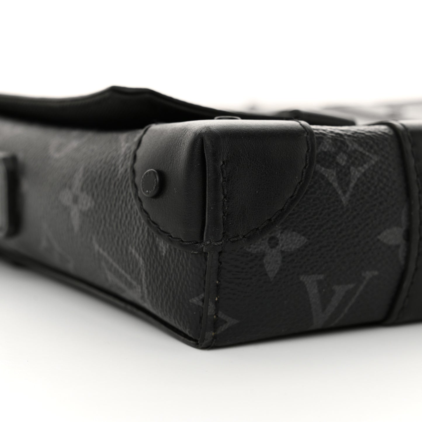Monogram Eclipse Trunk Messenger