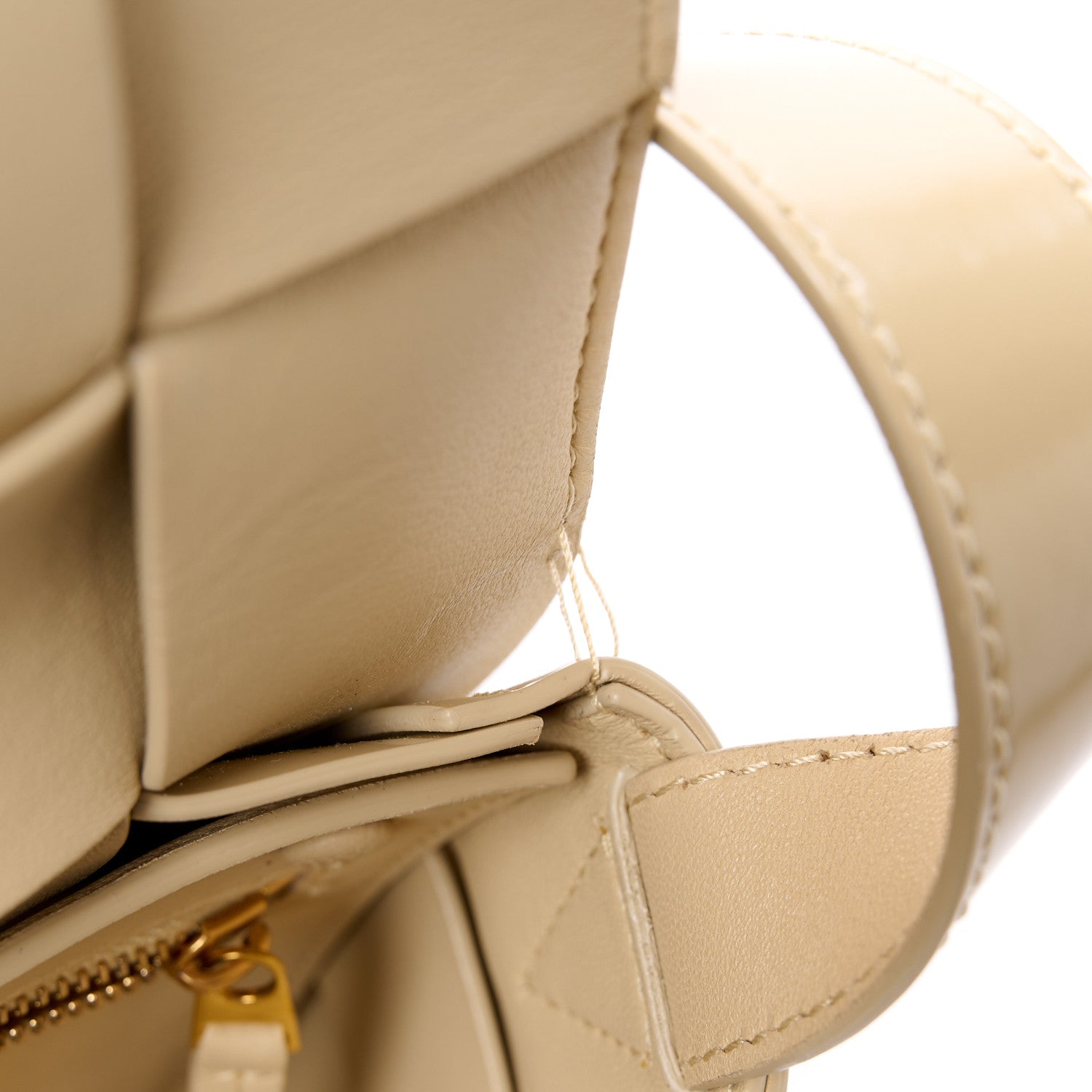 Bottega Veneta Patent Maxi Intrecciato Cassette Crossbody Bag Beige 15 of 15