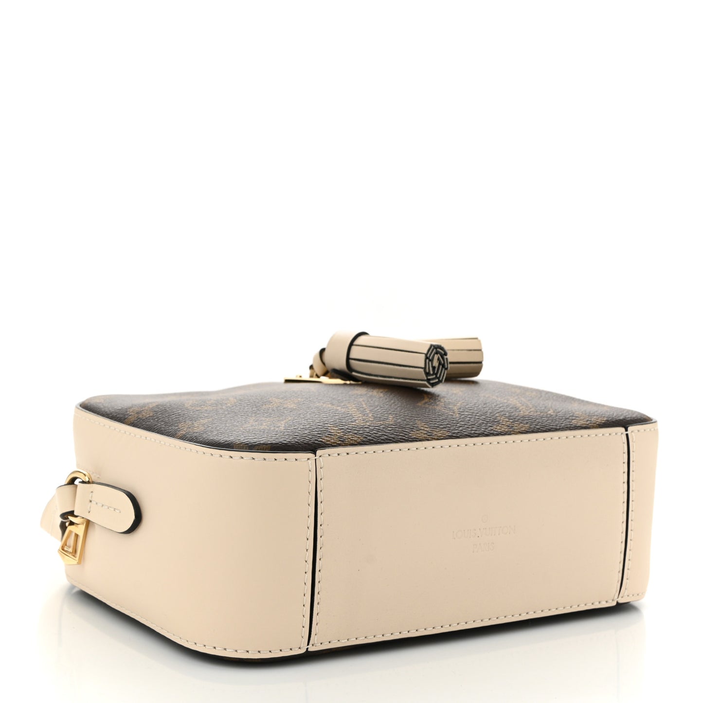 Monogram Saintonge Creme