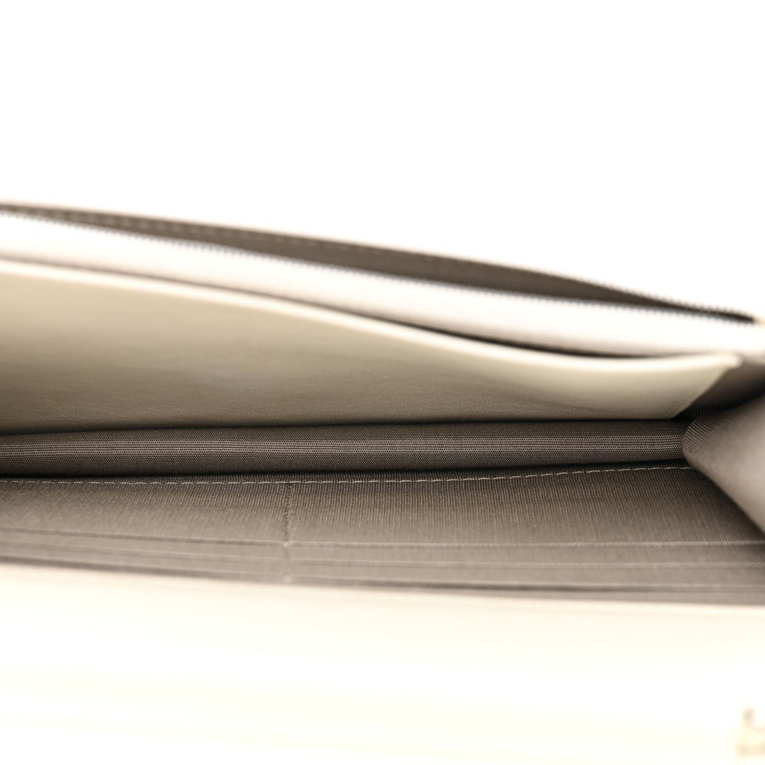 Chanel Metallic Caviar Sevruga Wallet on Chain WOC White 5 of 11