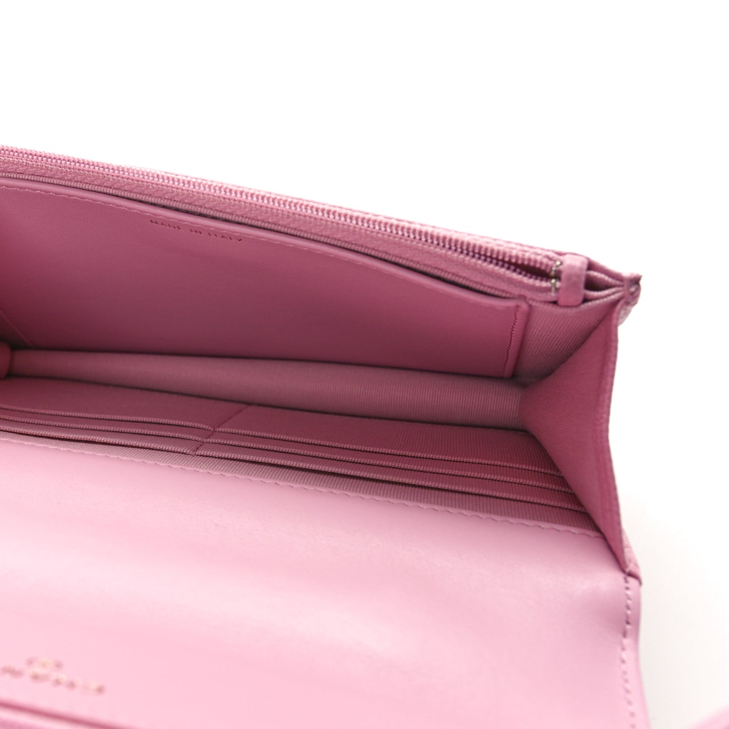 Shiny Caviar Quilted Pick Me Up Wallet On Chain WOC Pink