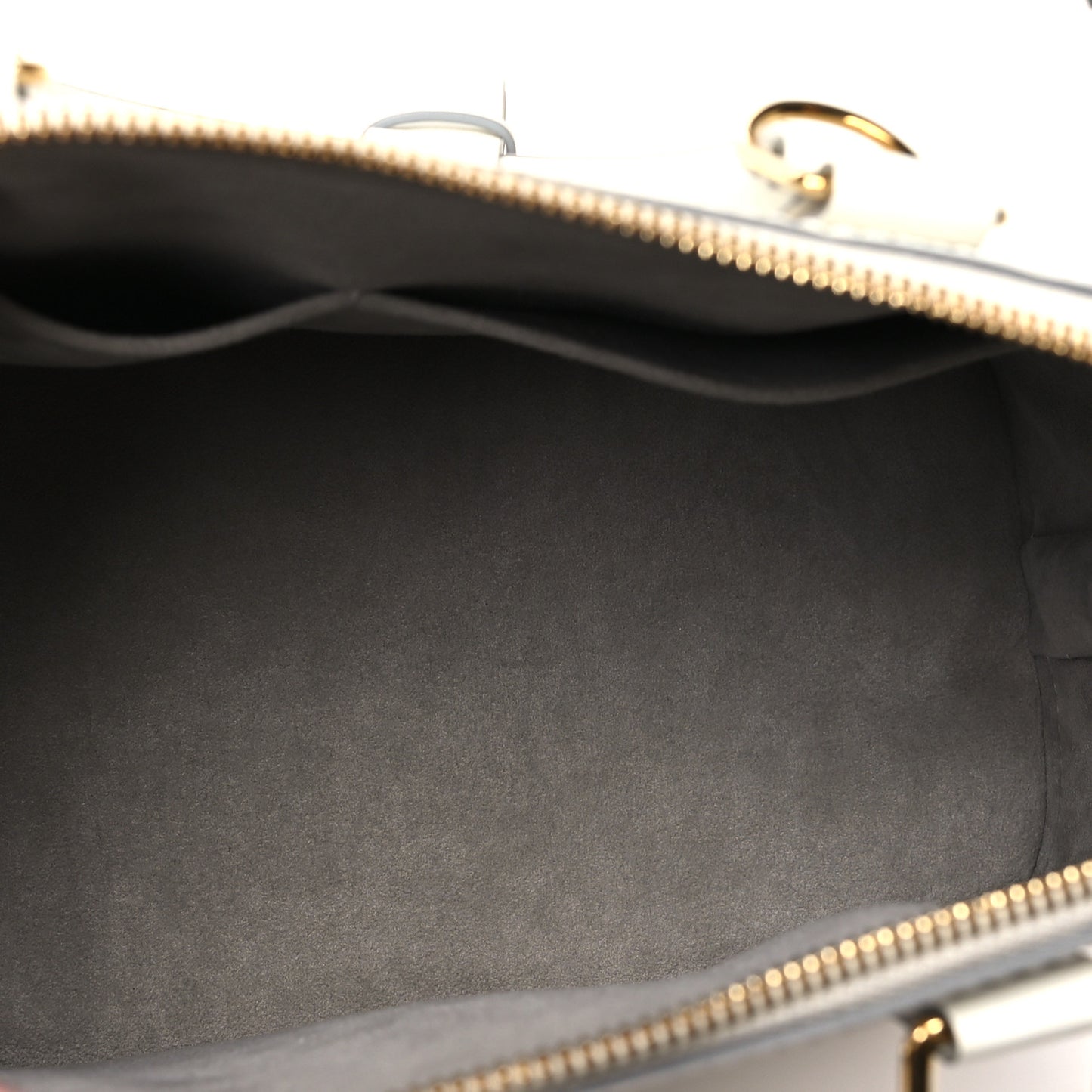 Smooth Calfskin Signature Alma PM White