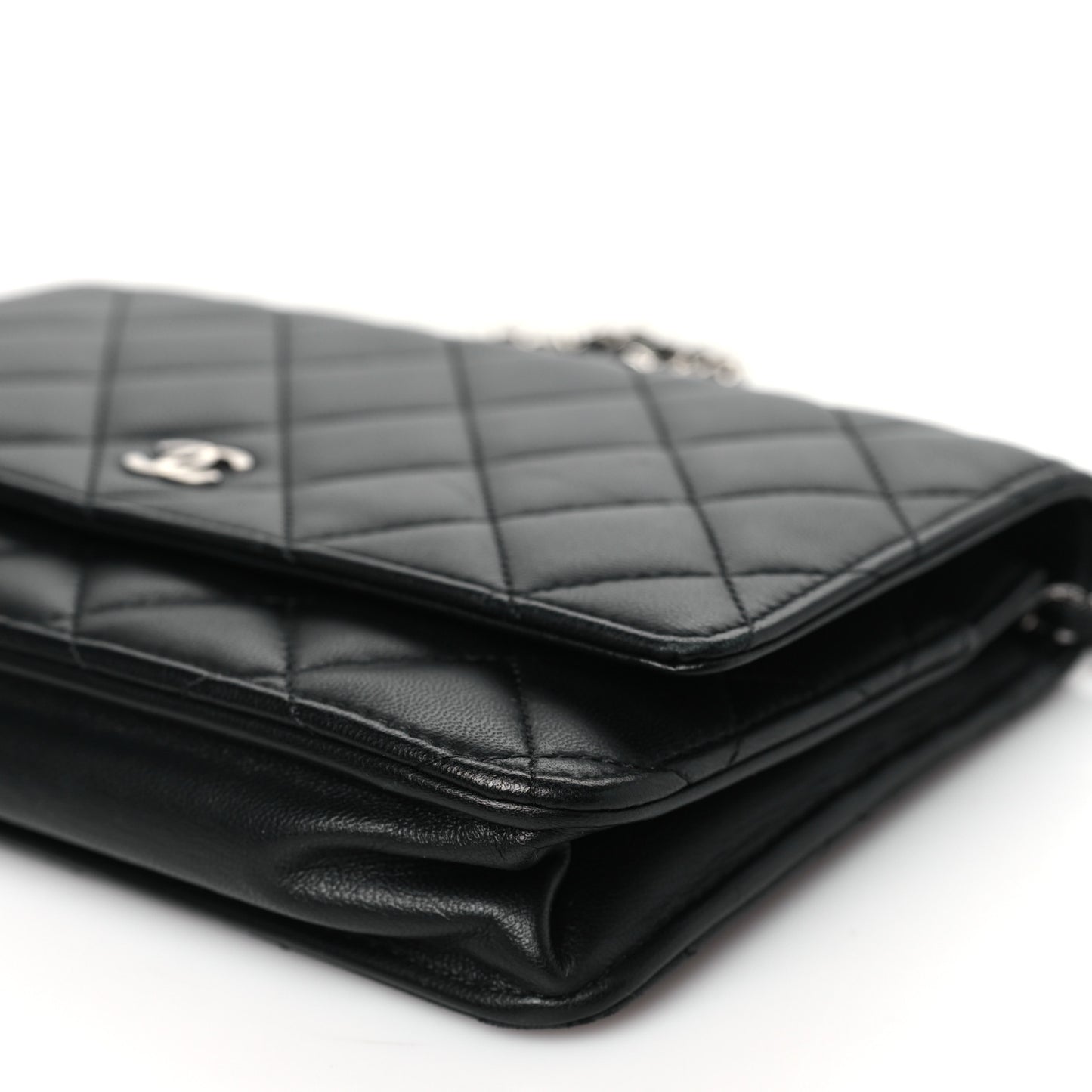 Lambskin Quilted Wallet On Chain WOC Black