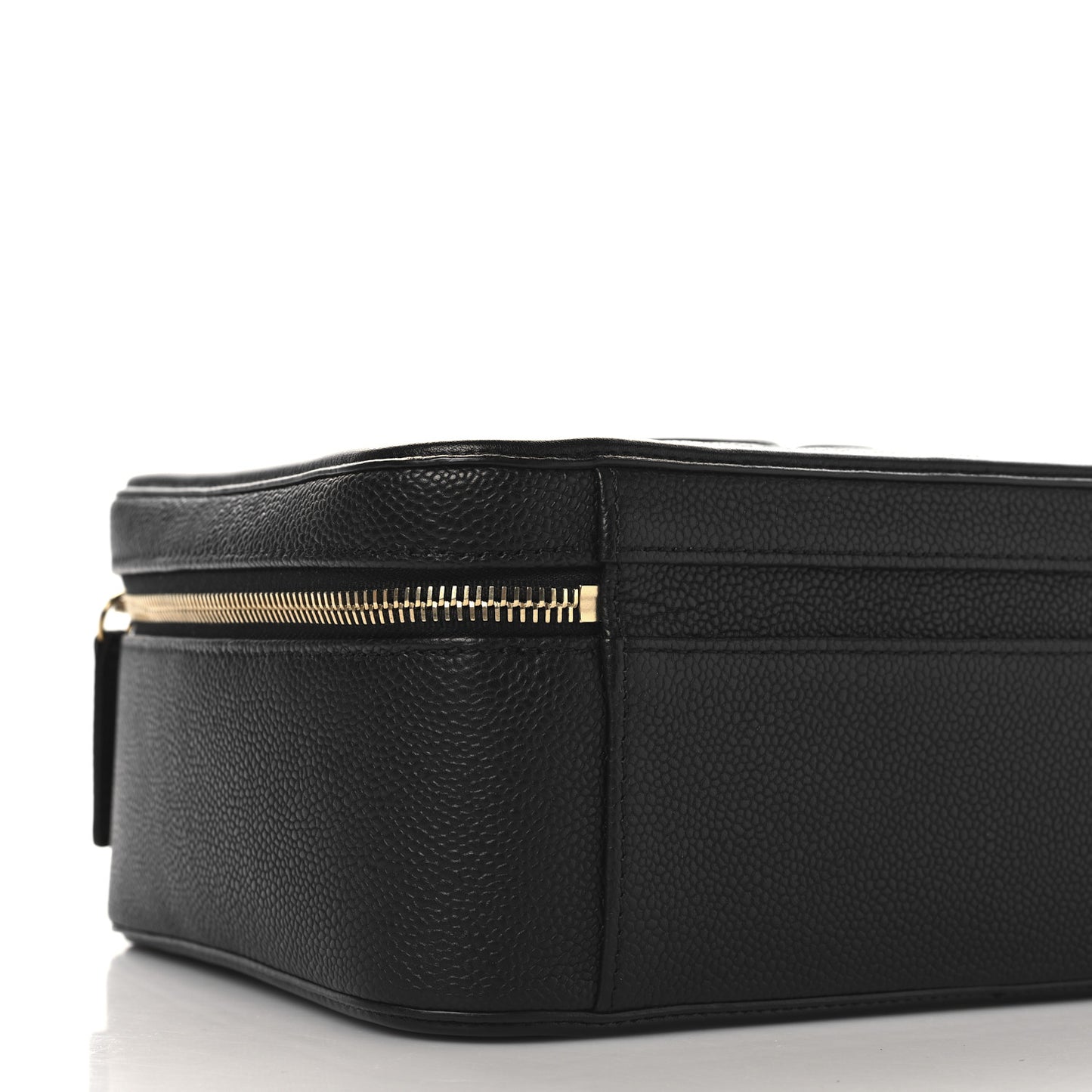 Caviar Quilted Large CC Filigree Vanity Case Black
