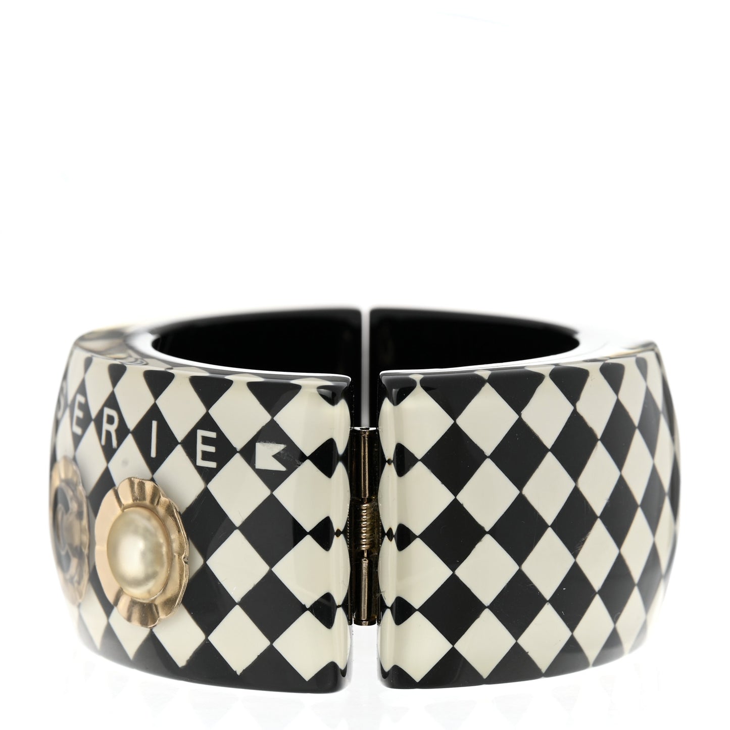 Resin Pearl Brasserie Coco Cuff Bracelet Black White