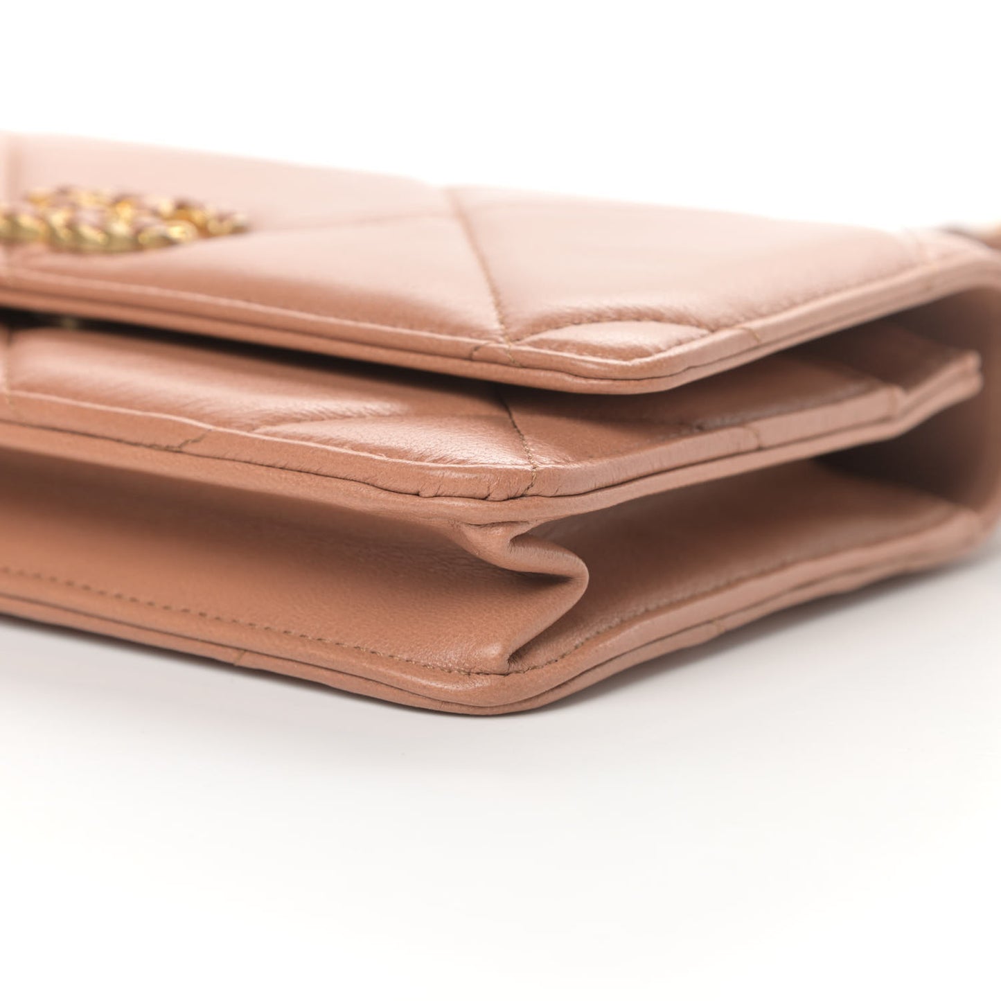 Lambskin Quilted 19 Wallet On Chain WOC Brown