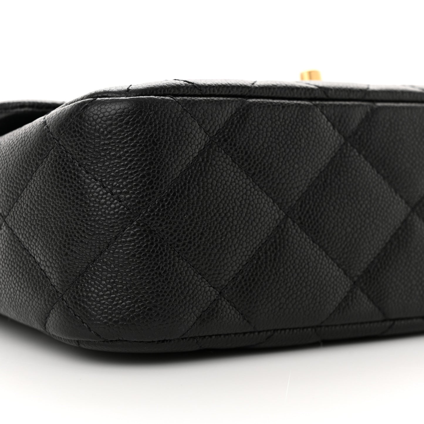 Caviar Quilted Sweetheart Flap Black