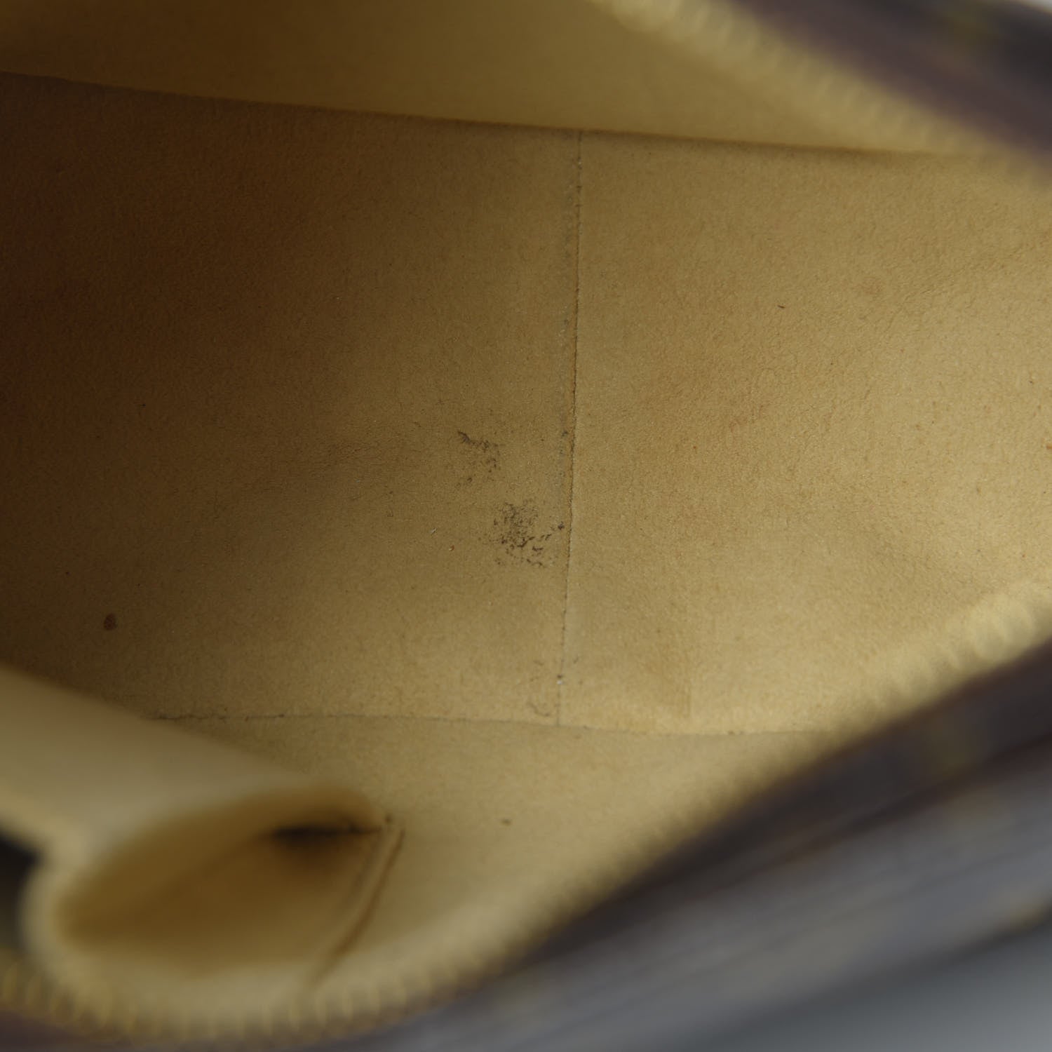 Louis Vuitton Monogram Looping MM 11 of 17