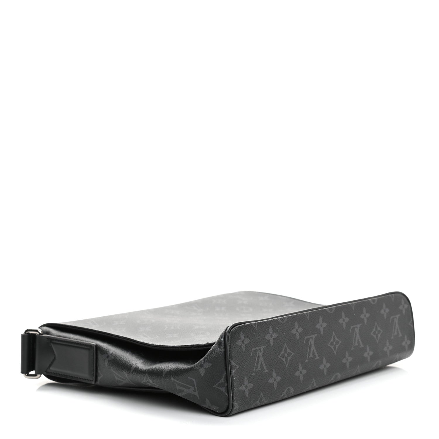 Louis Vuitton Monogram Eclipse District MM 4 of 10