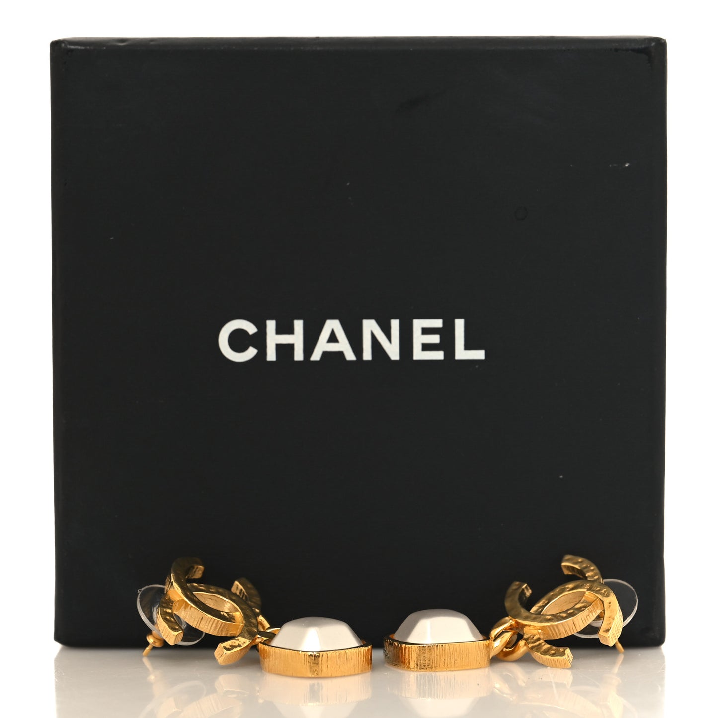 Metal Pearl CC Square Drop Earrings Gold