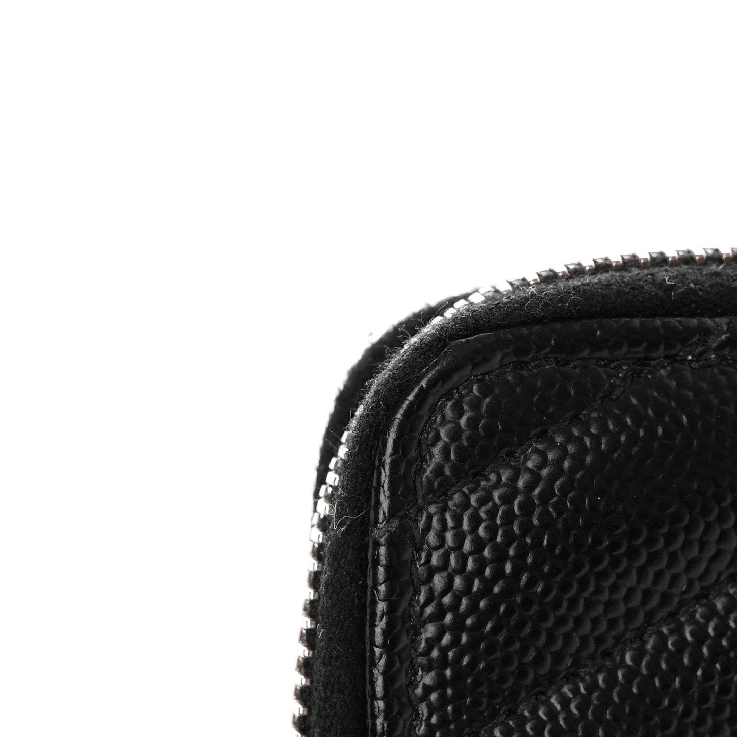 Grain De Poudre Matelasse Chevron Monogram Compact Zip Around Wallet Black