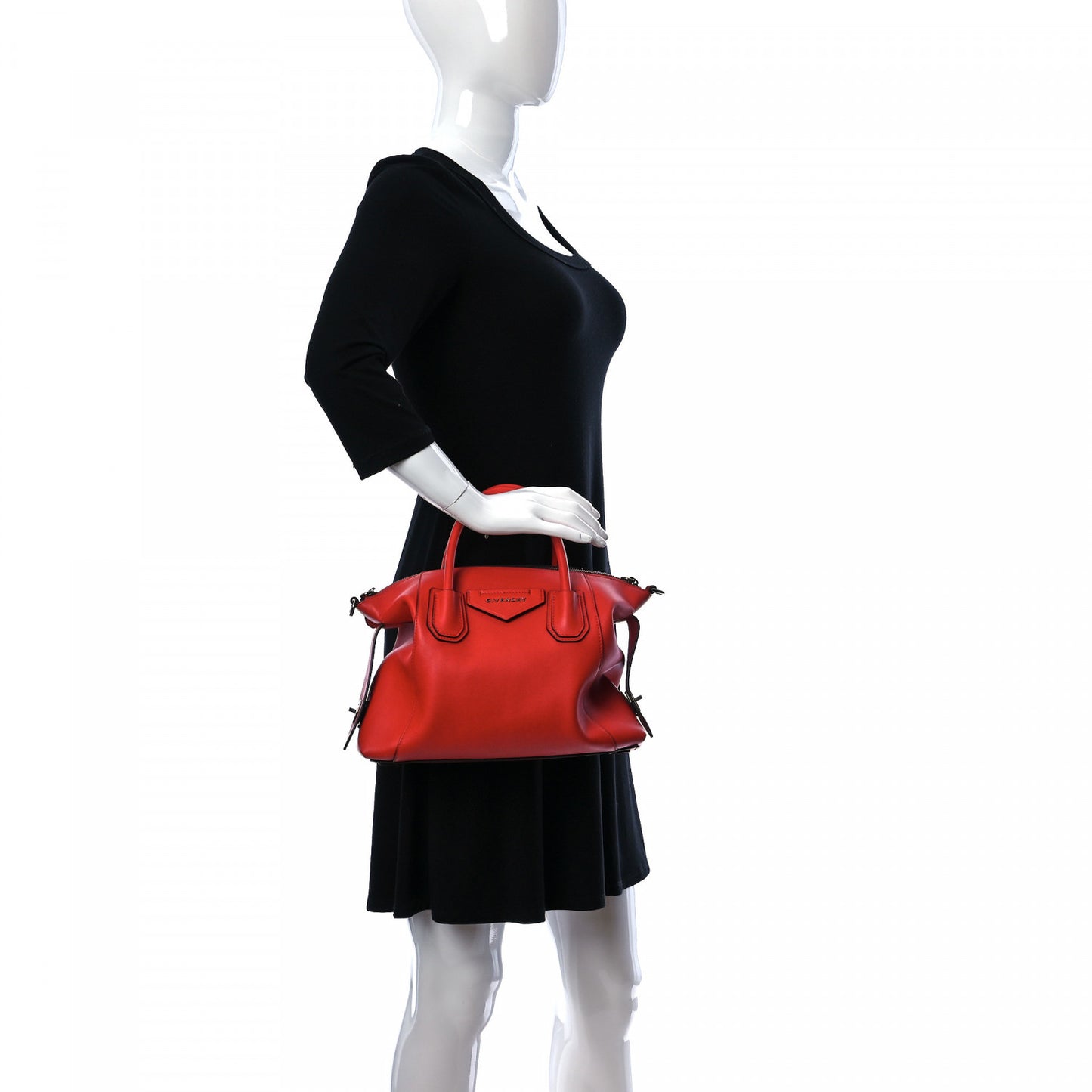 Calfskin Small Soft Antigona Red