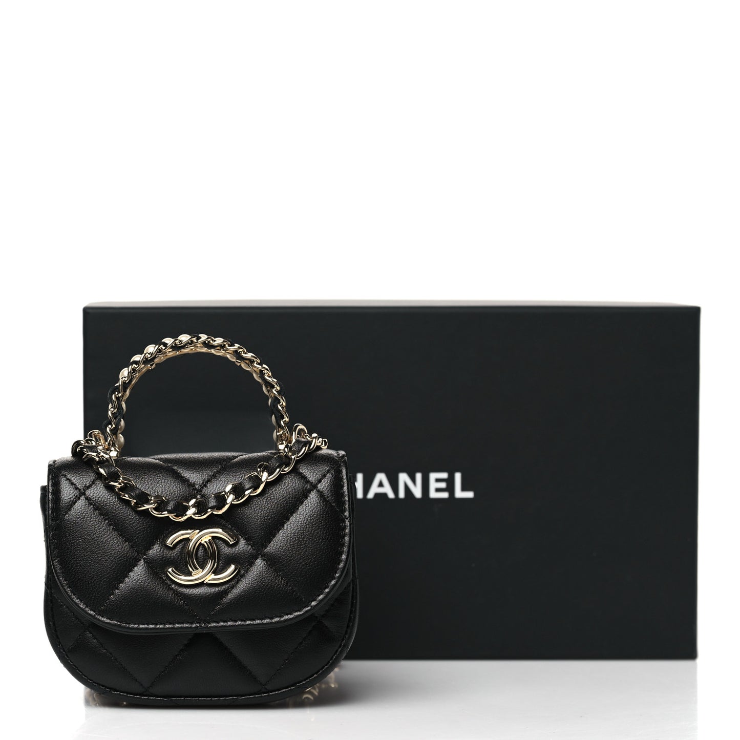 Lambskin Quilted Pearl Top Handle Clutch With Chain Black