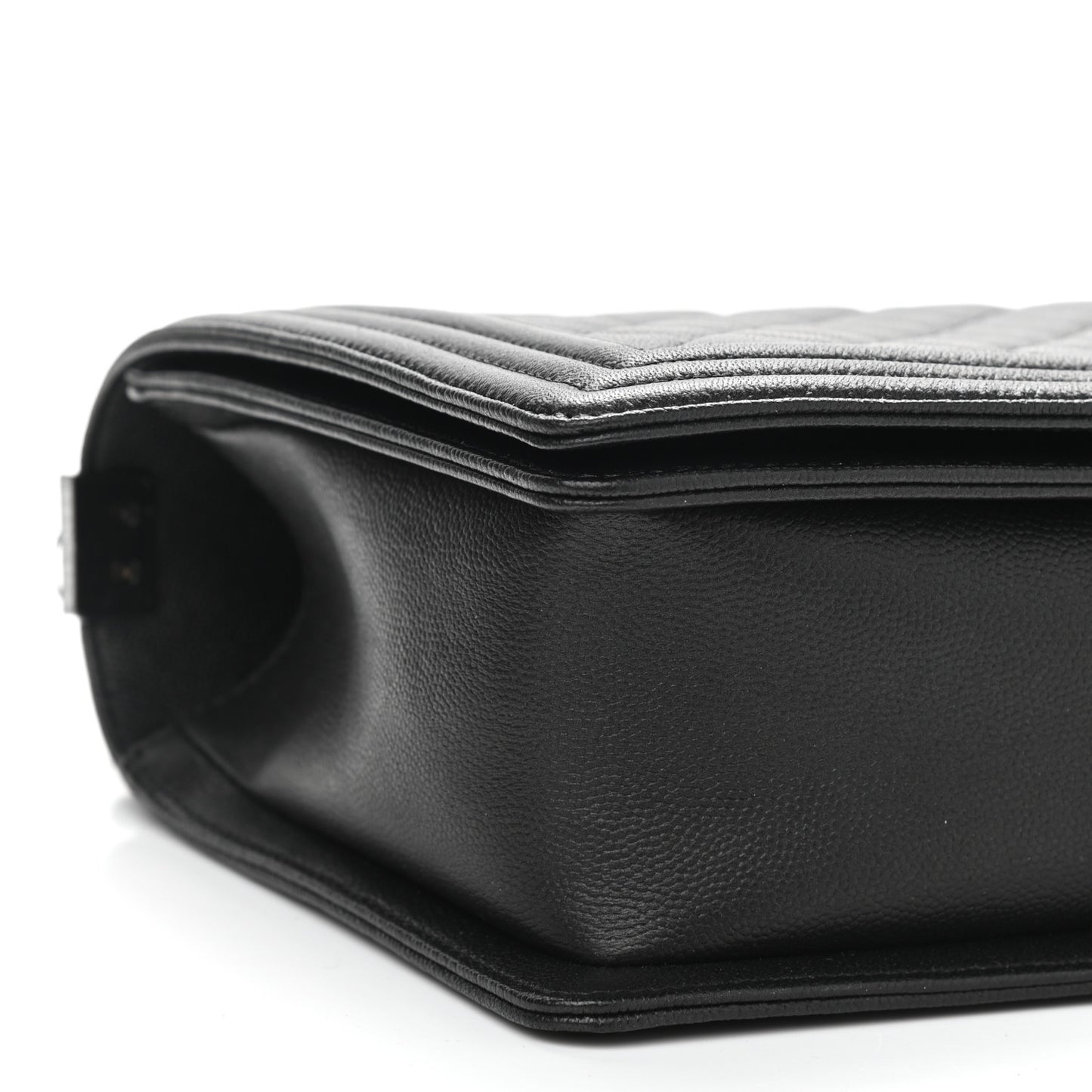 Caviar Quilted New Medium Boy Flap So Black