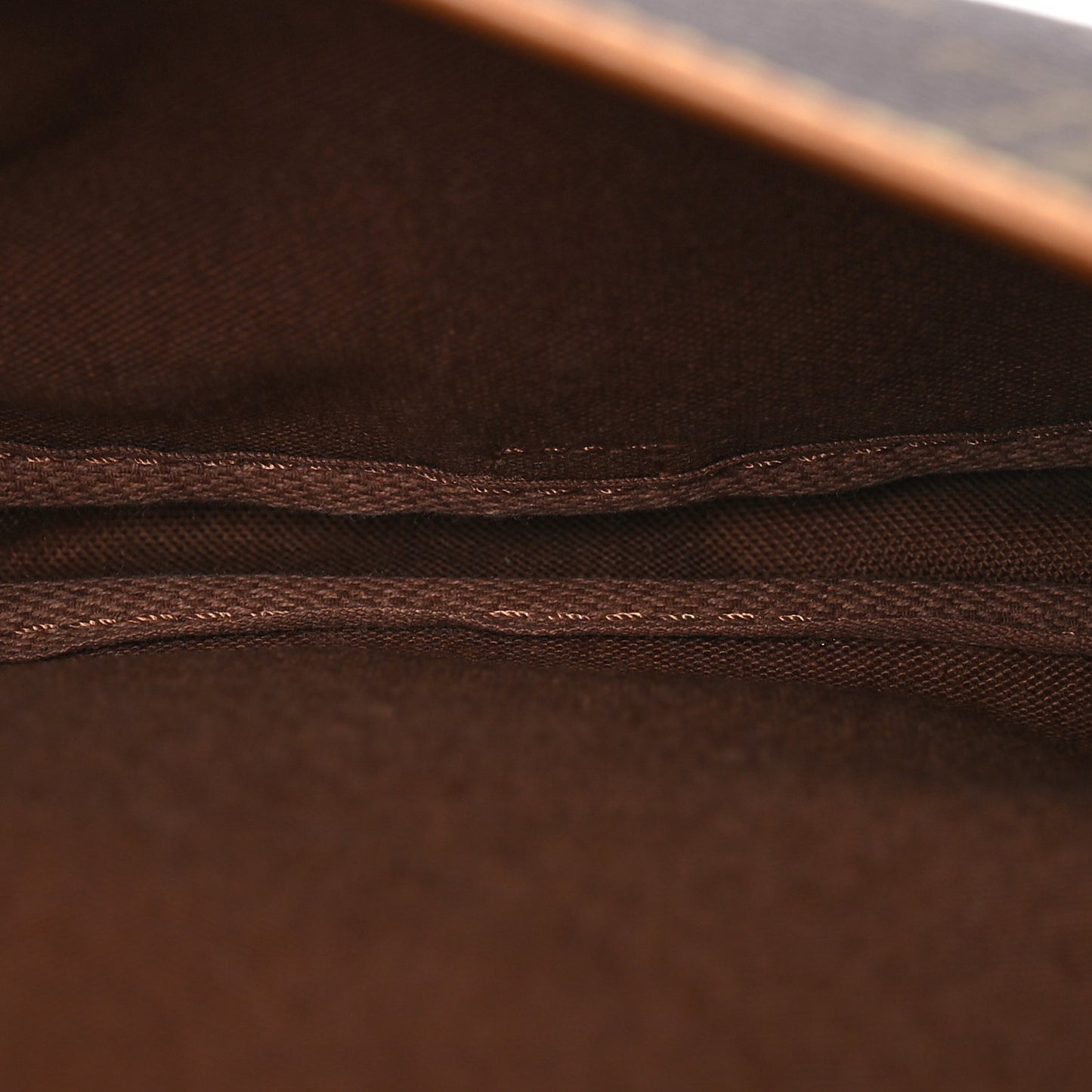 Monogram Saumur 30