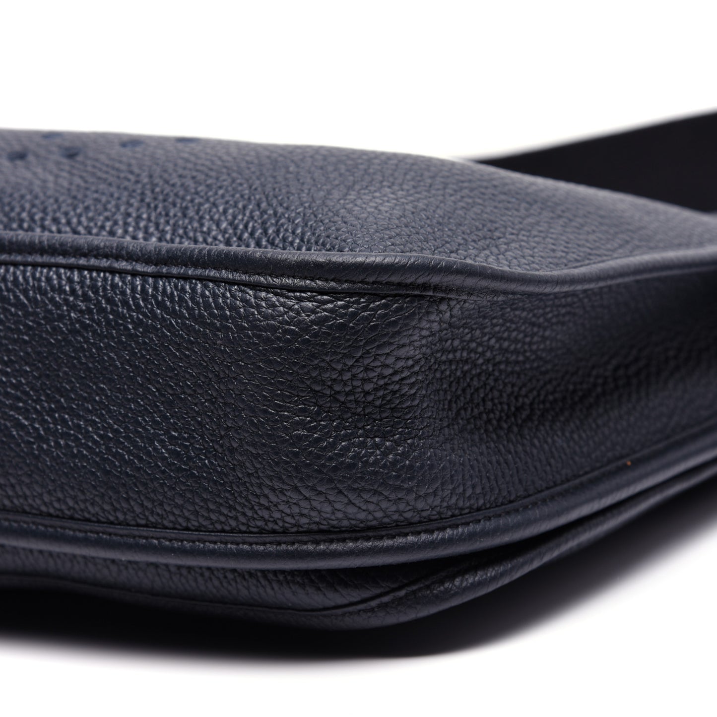 Taurillon Clemence Evelyne III TGM Black