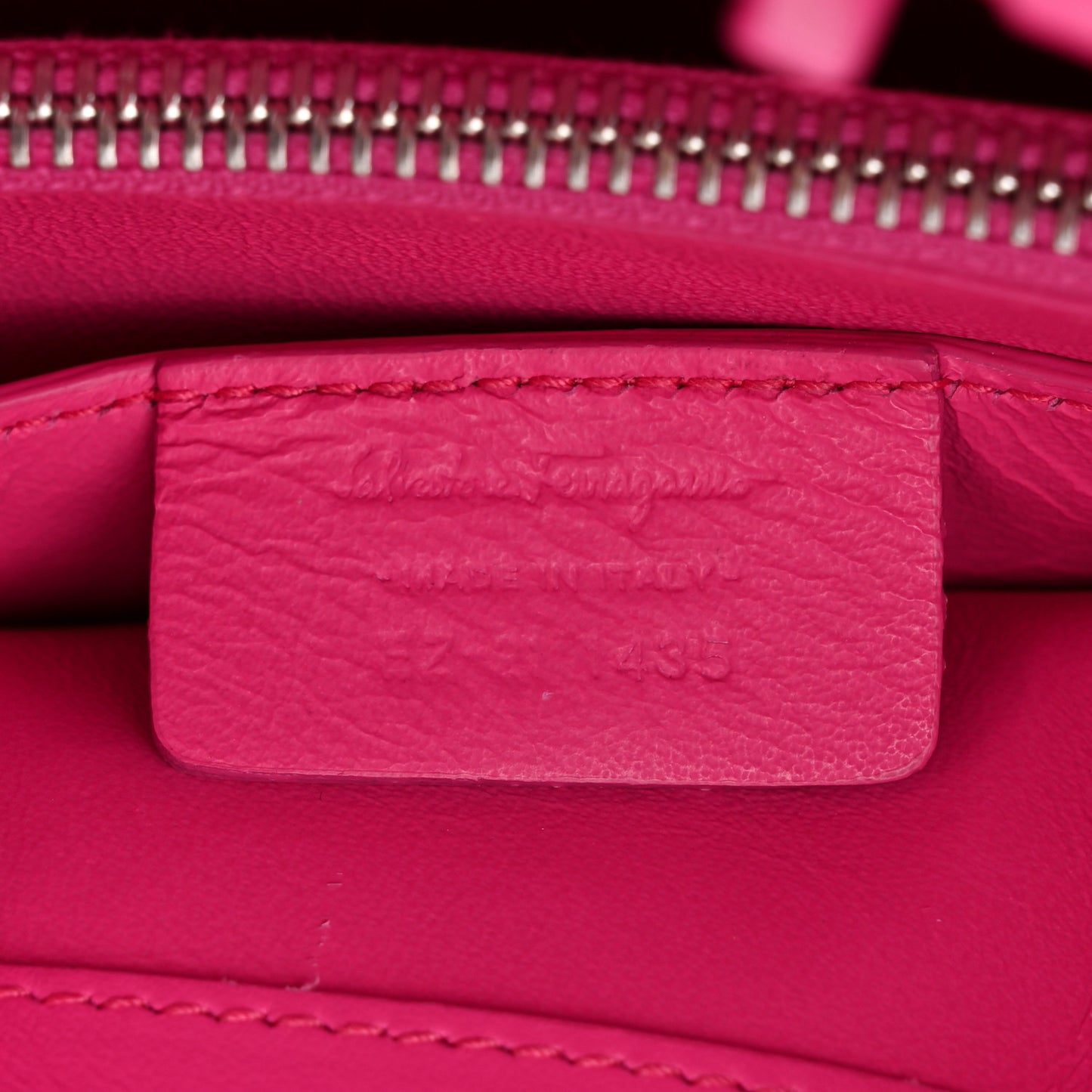 Calfskin Intreccio Trifolio Shoulder Bag Hot Pink