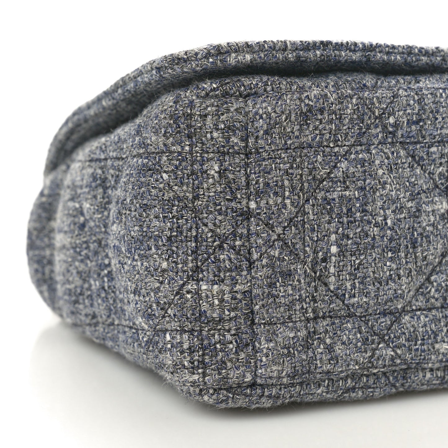 Tweed Macrocannage Medium Caro Bag Black