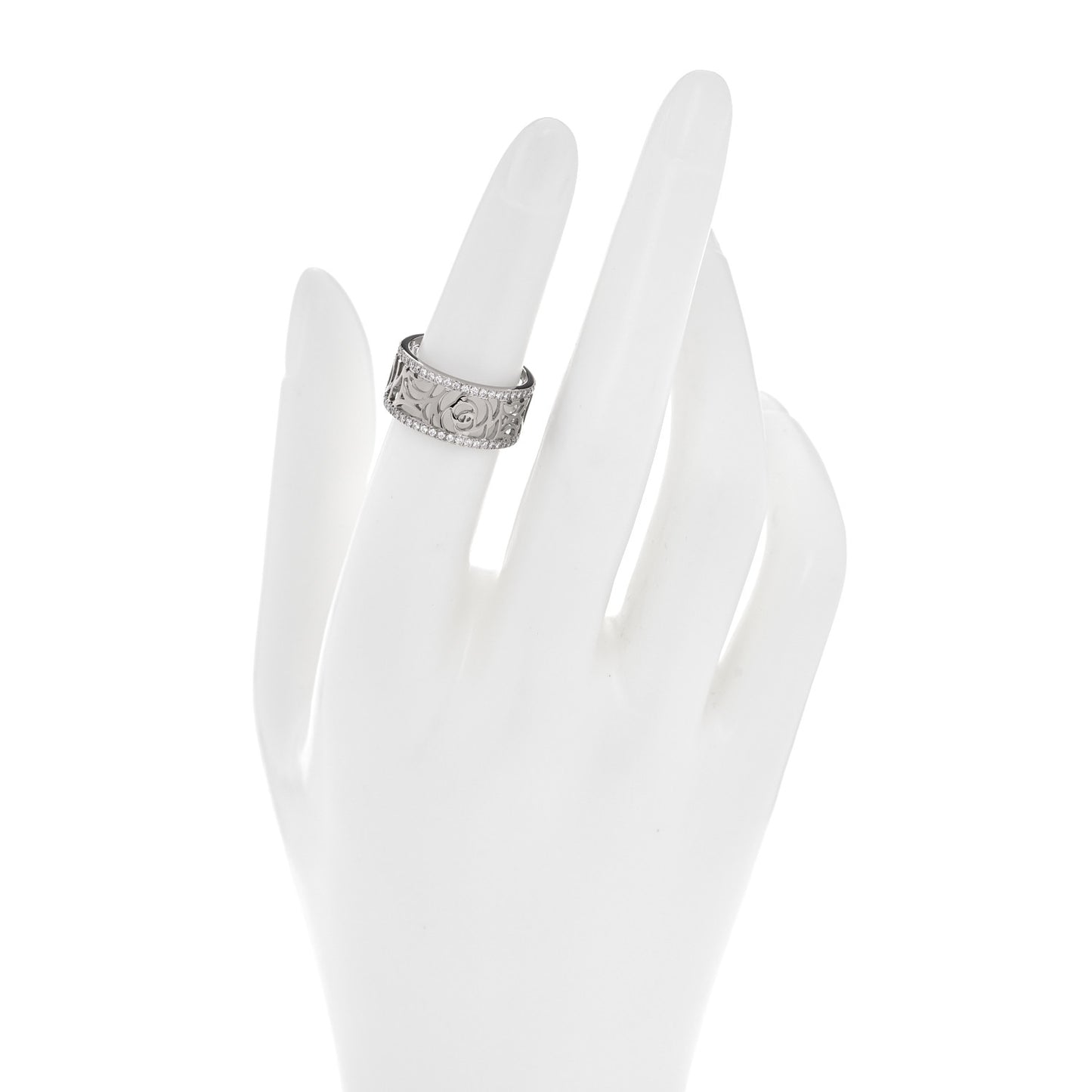 18K White Gold Diamond Camellia Ajoure Band Ring 51 5.75