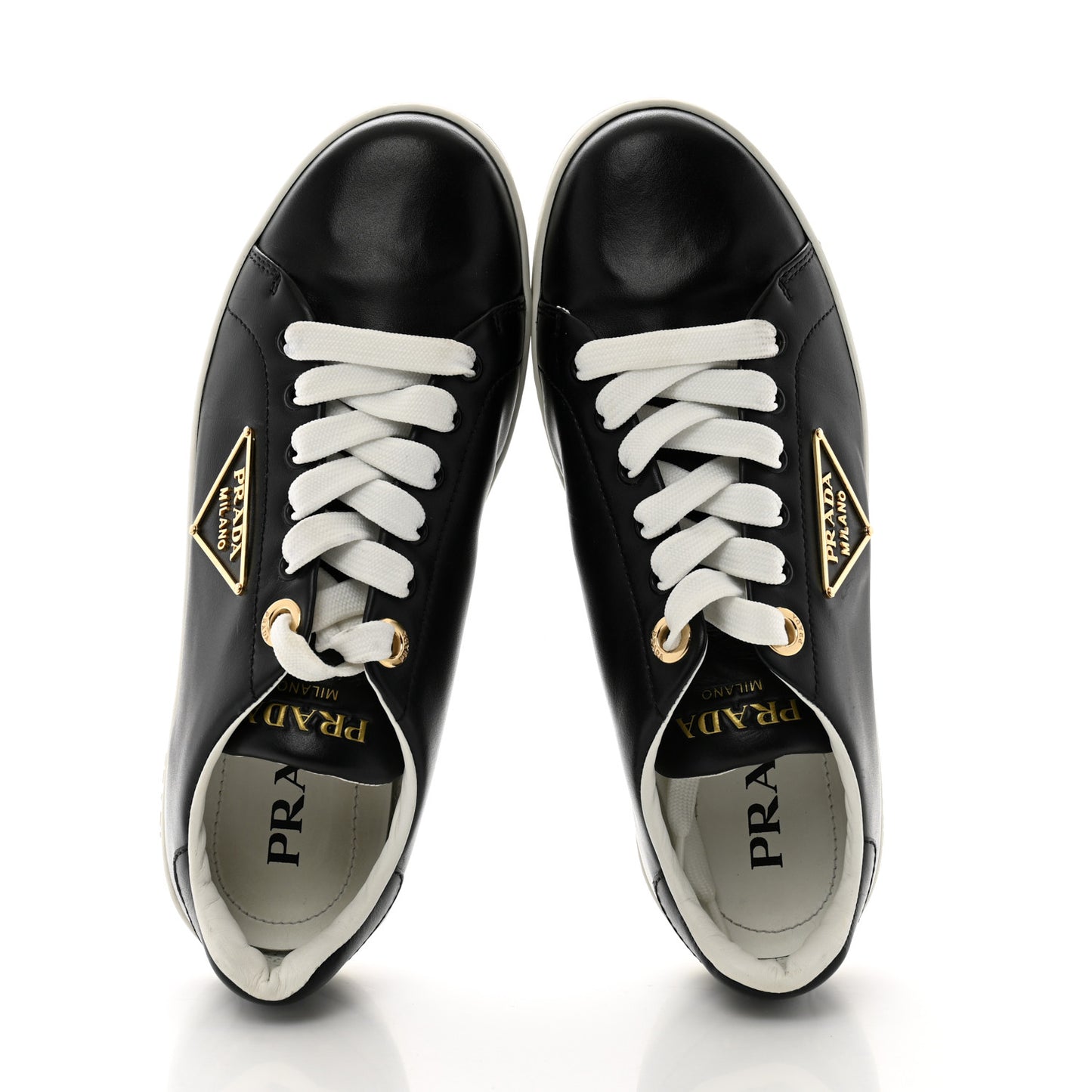 Vitello Soft Metal Triangle Logo Womens Edge Low Top 30mm Sneakers 39 Black White