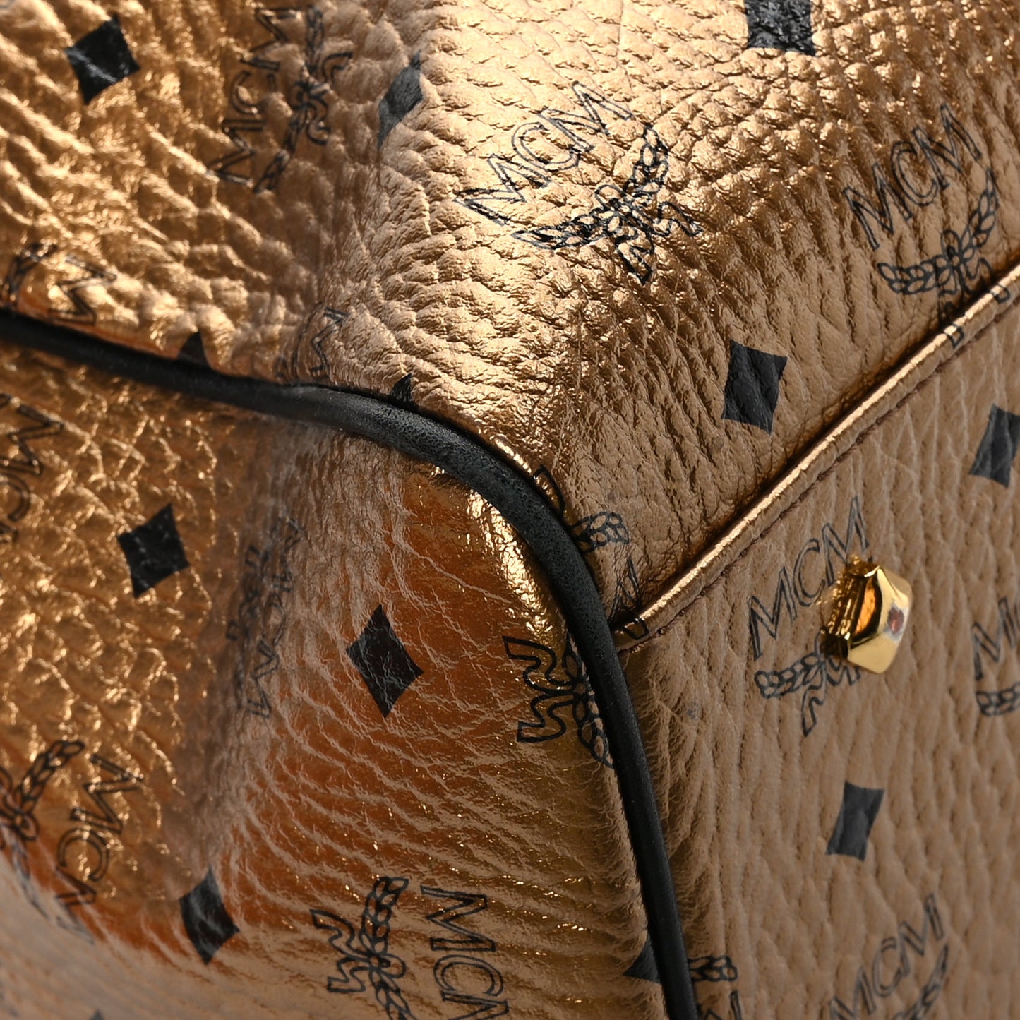 Metallic Visetos Traveler Weekender Duffle Bag Gold
